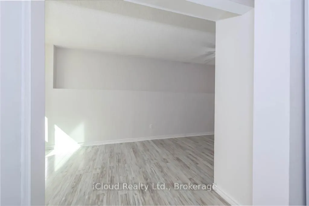 1419 Outlet Drive