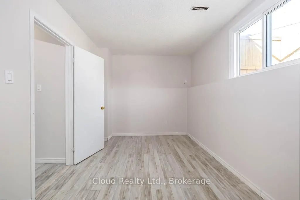 1419 Outlet Drive