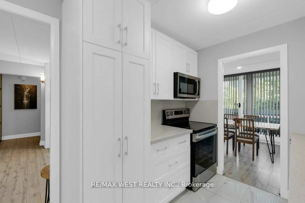2 Glamorgan Avenue, #203