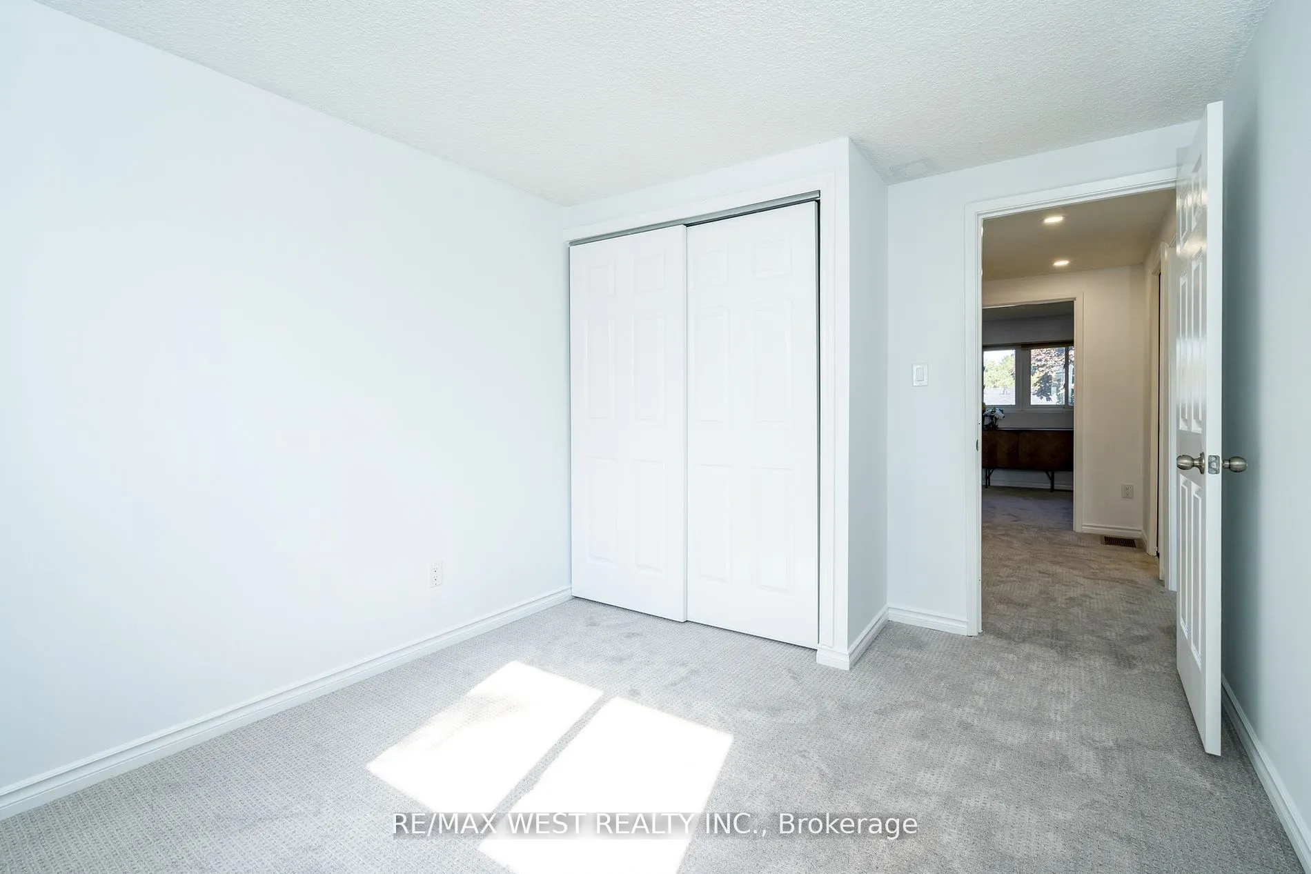 220 Ormond Drive, #20
