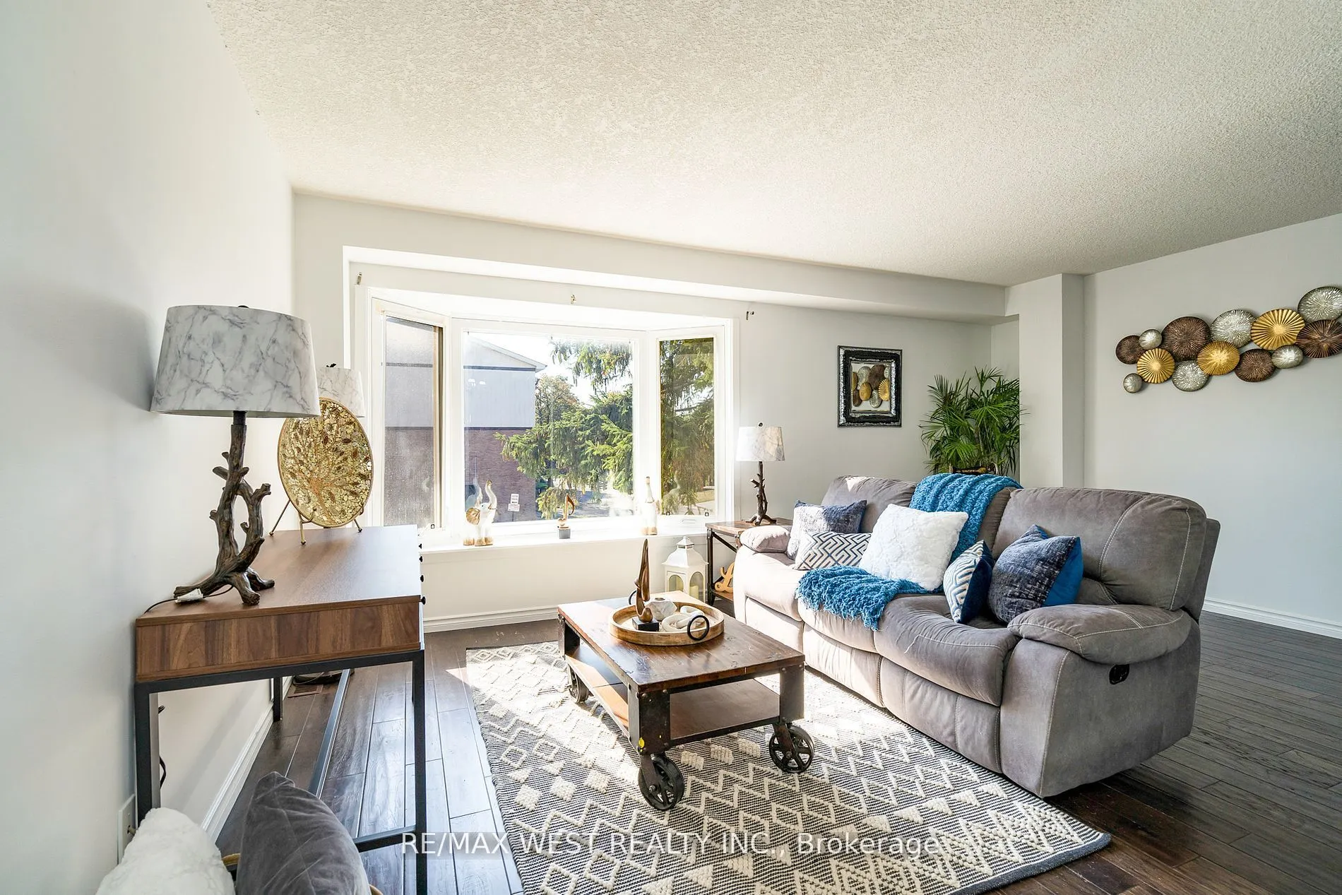 220 Ormond Drive, #20