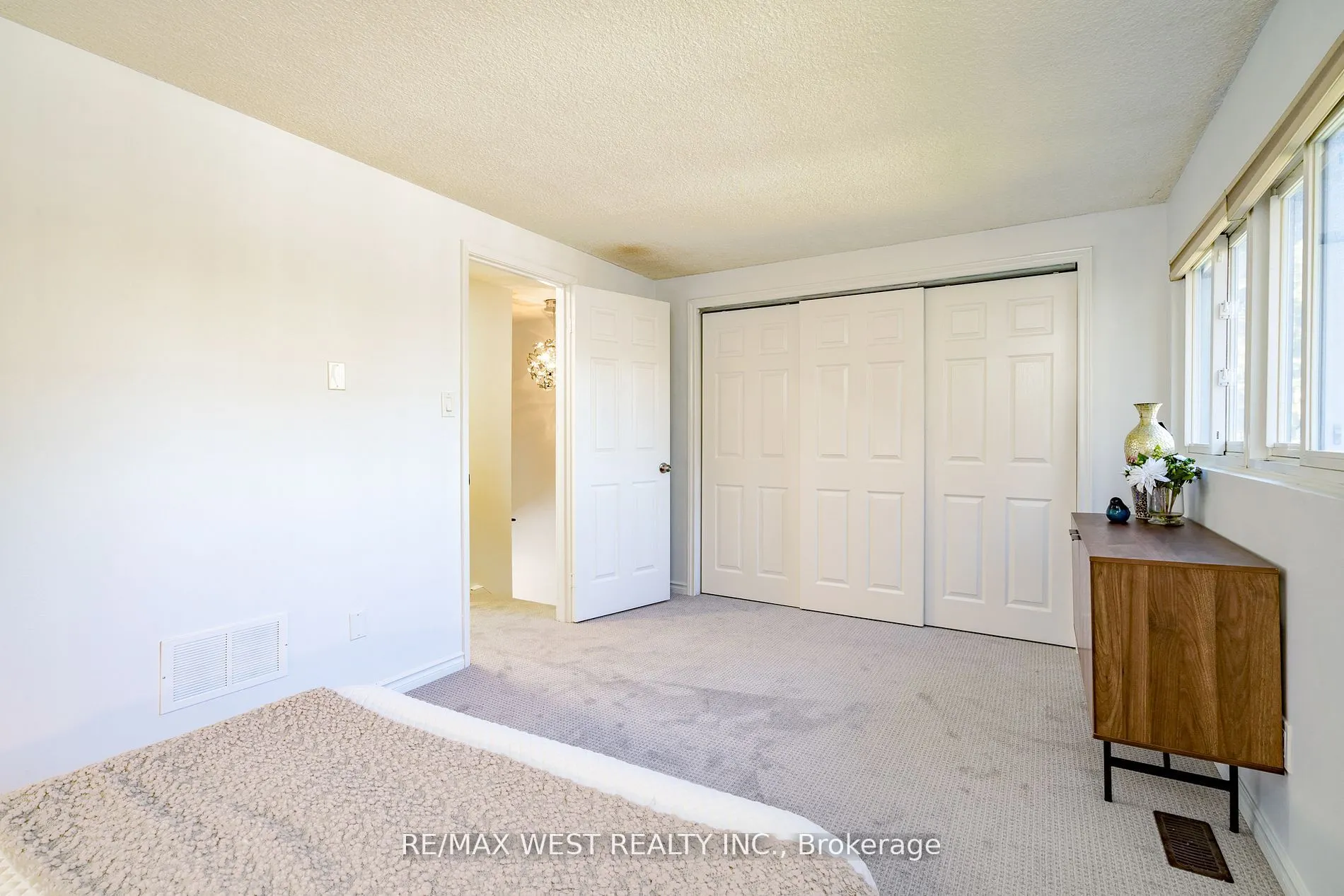 220 Ormond Drive, #20