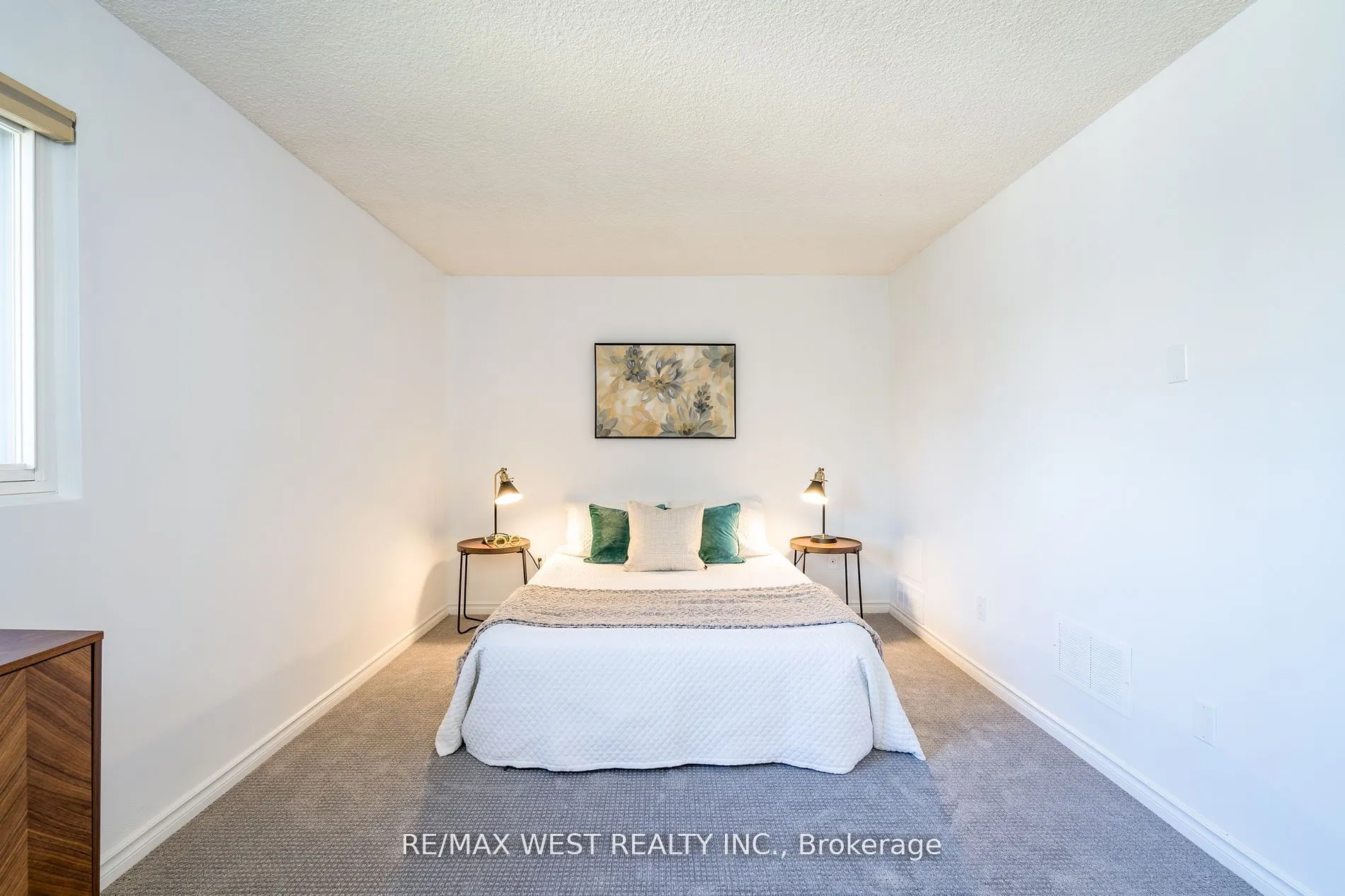 220 Ormond Drive, #20