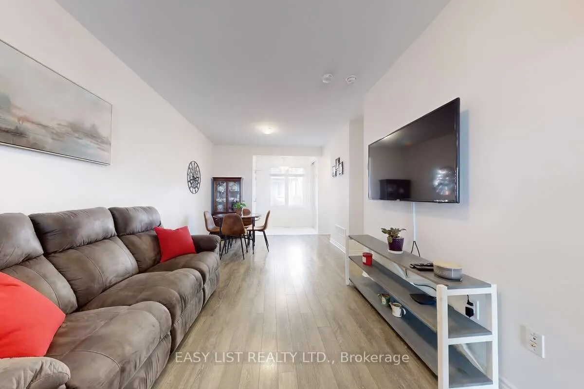 1148 Dragonfly Avenue, #512