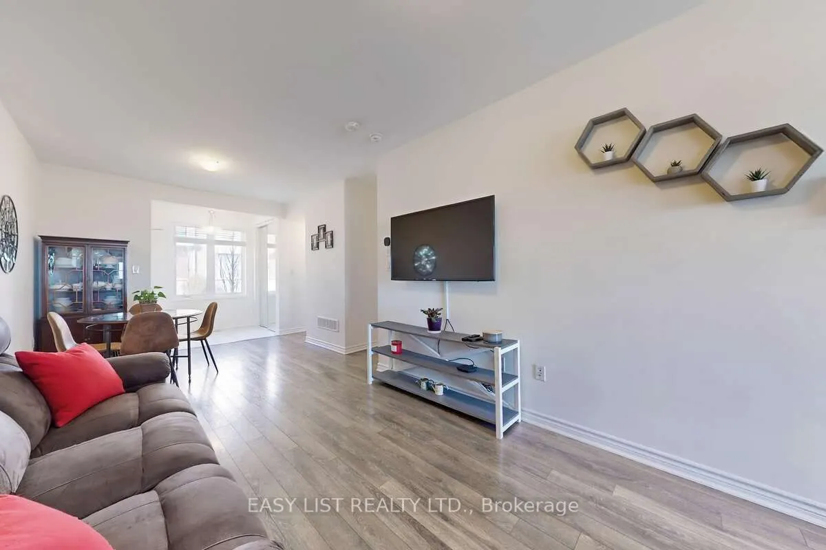 1148 Dragonfly Avenue, #512