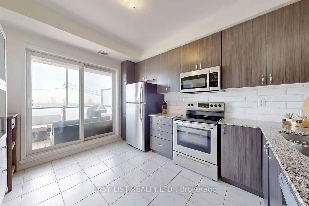 1148 Dragonfly Avenue, #512