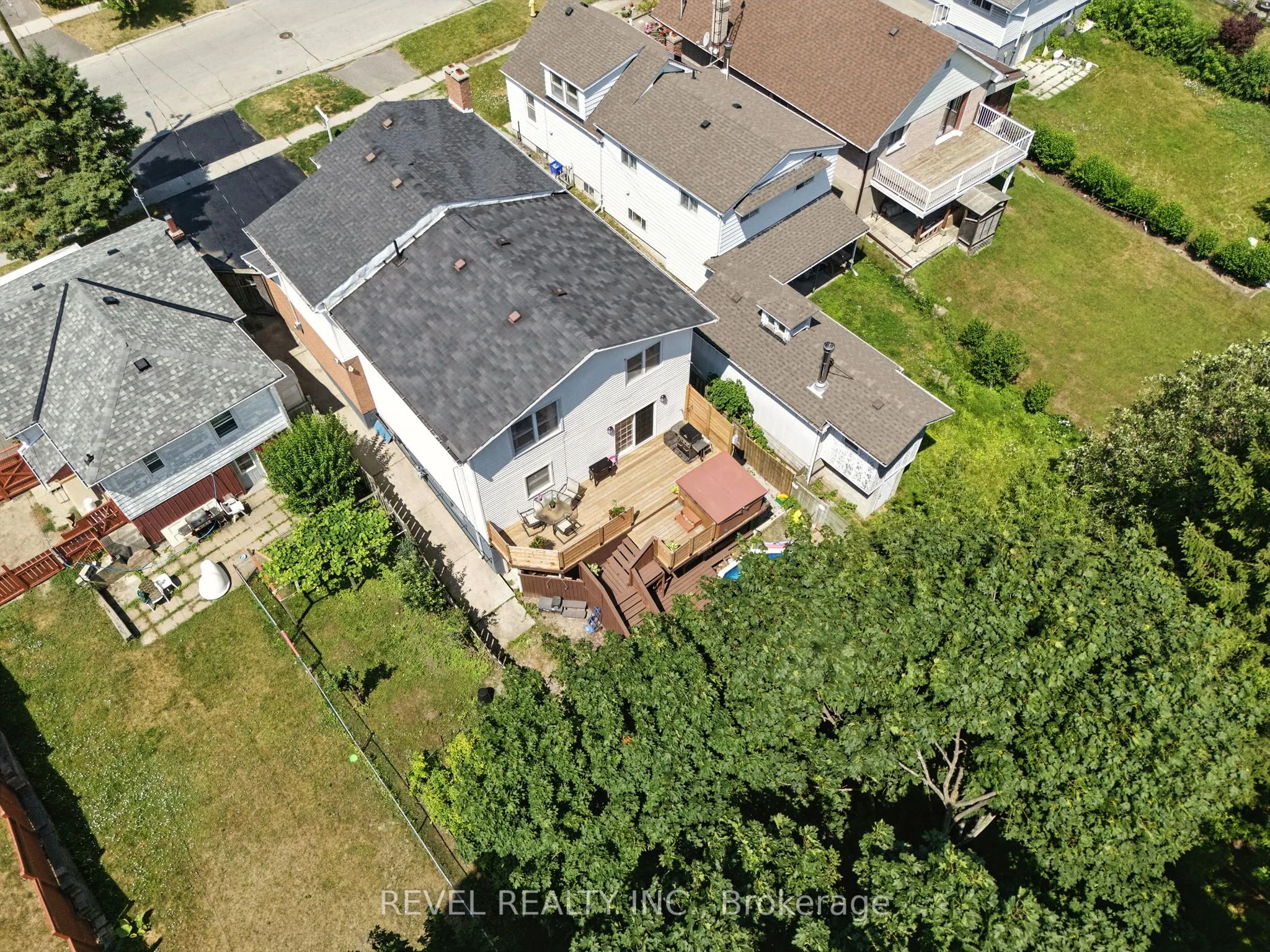 57 Rosehill Boulevard