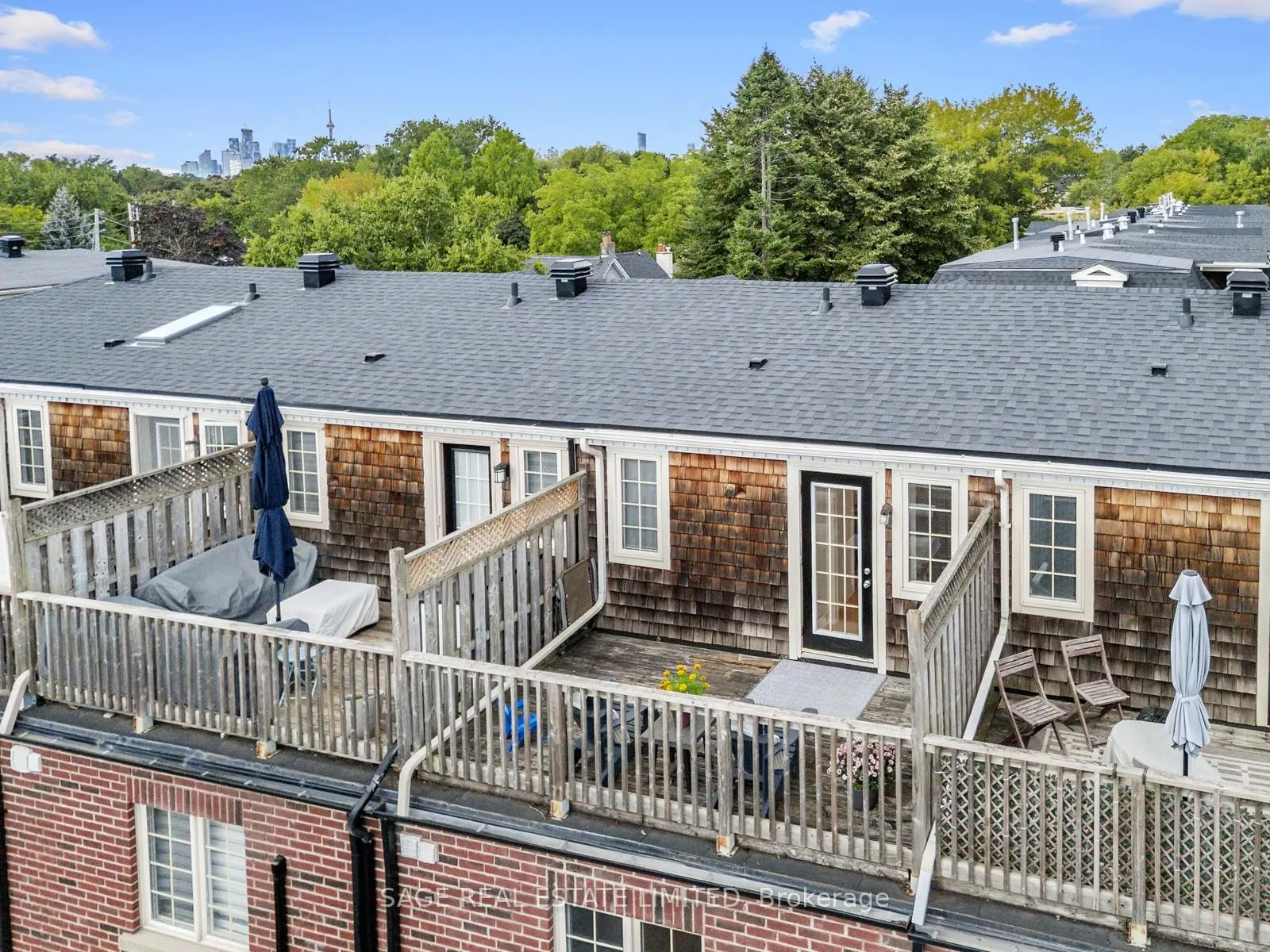31 Tompkins Mews