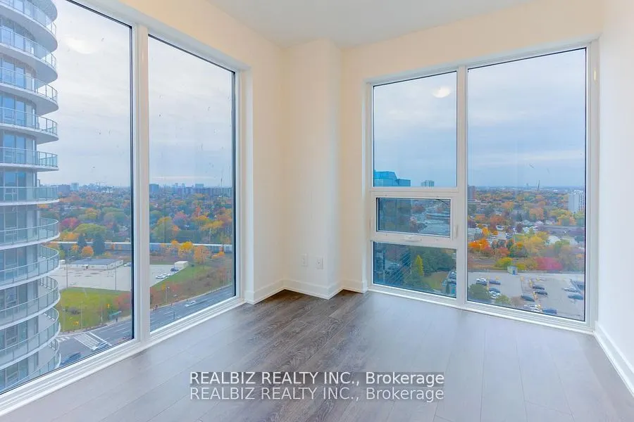 2033 Kennedy Road W, #2003