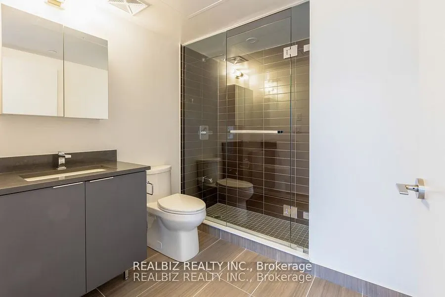 2033 Kennedy Road W, #2003
