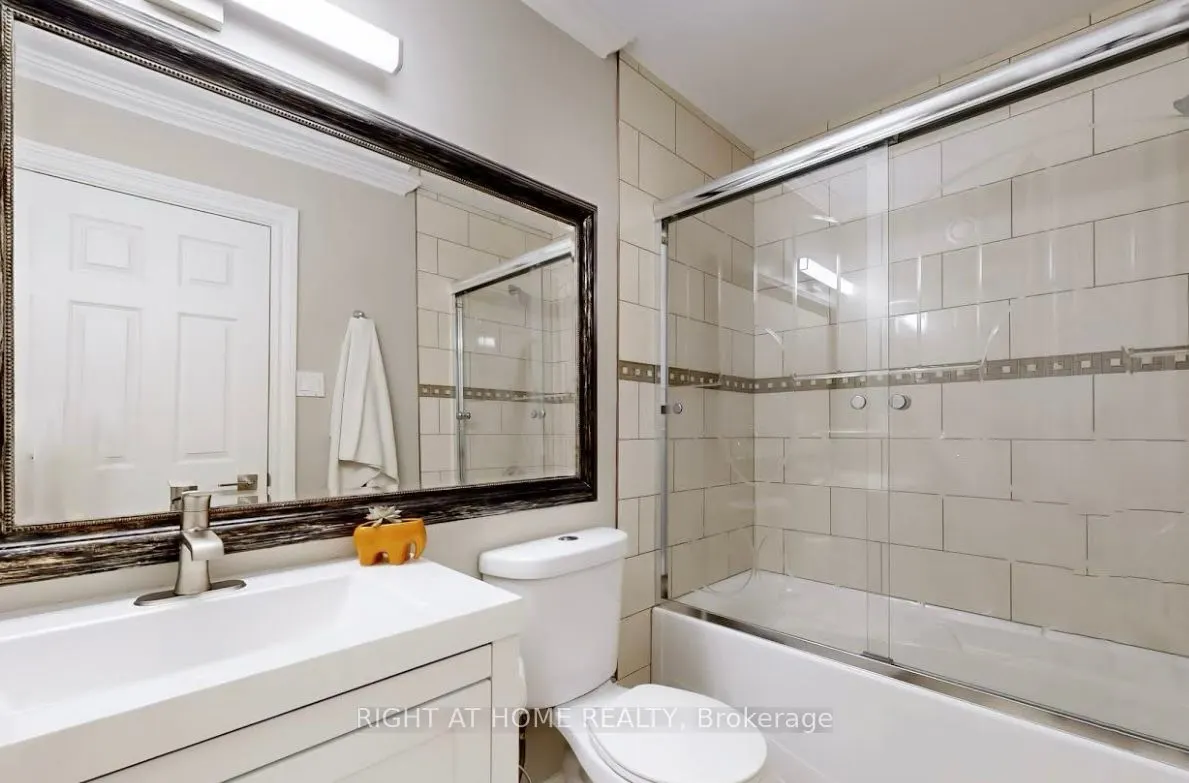 1837 Parkside Drive, #Upper