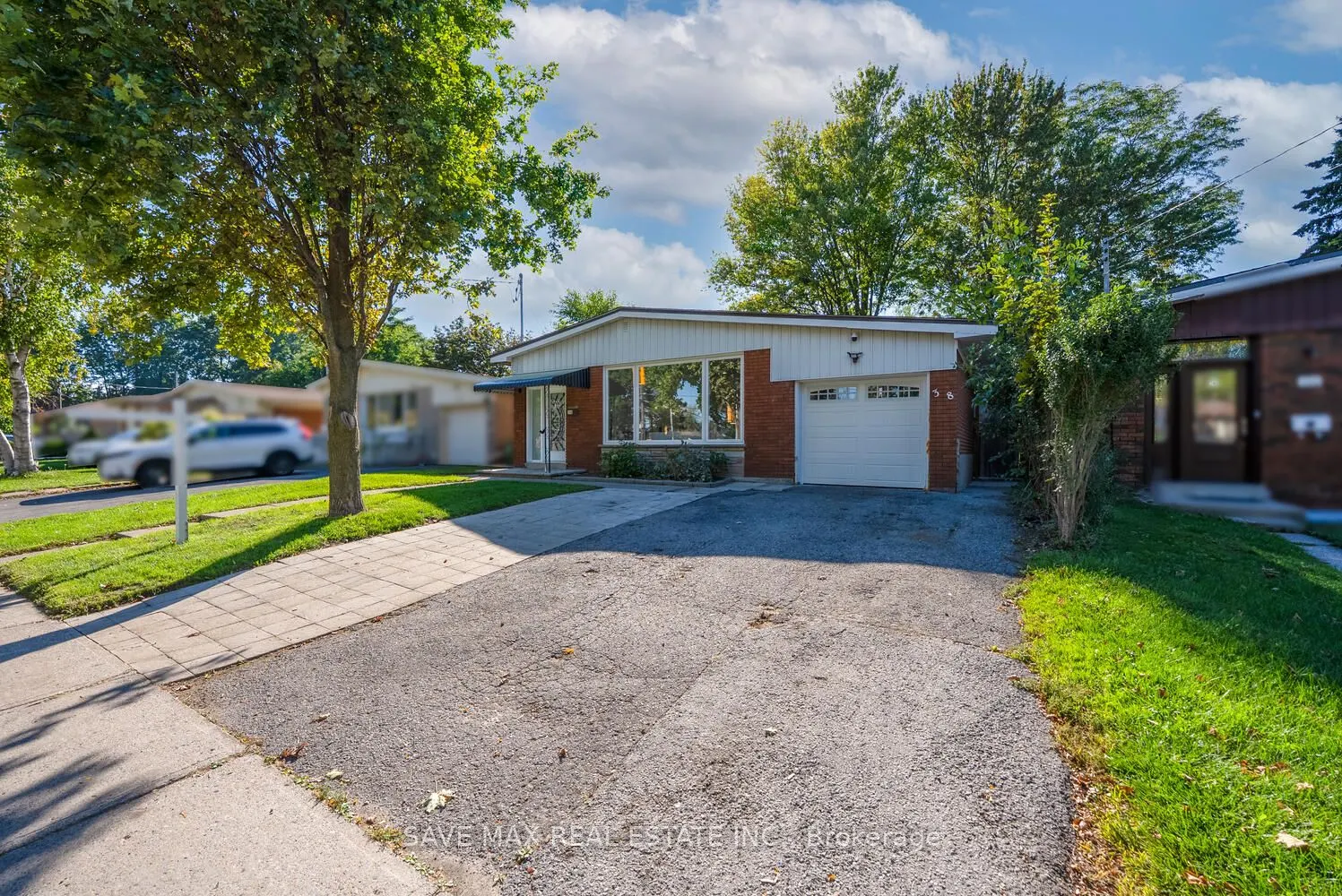 348 Bellamy Road N
