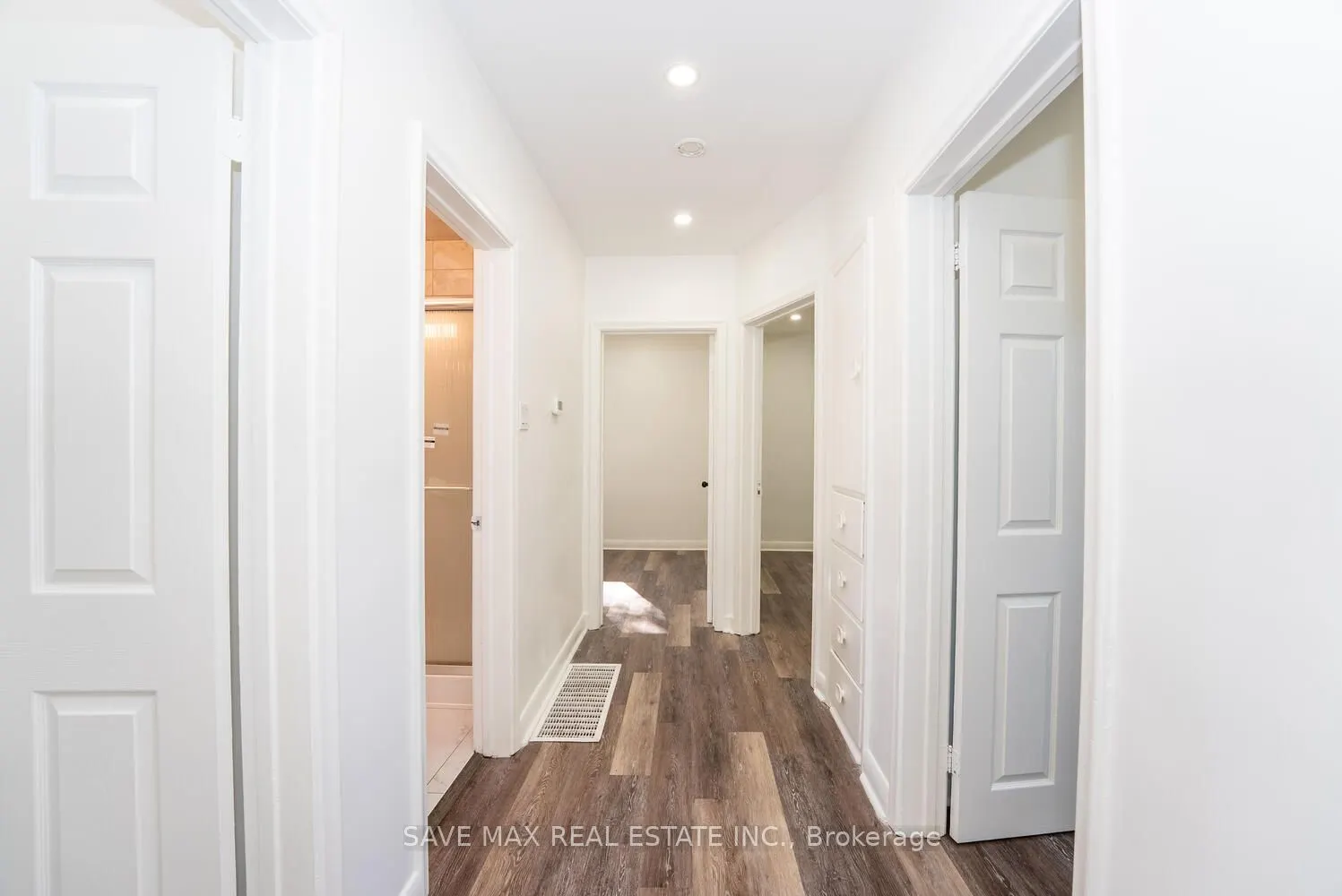 348 Bellamy Road N
