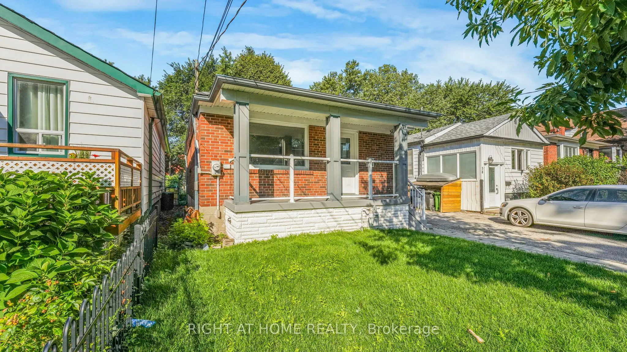 36 Vanbrugh Avenue