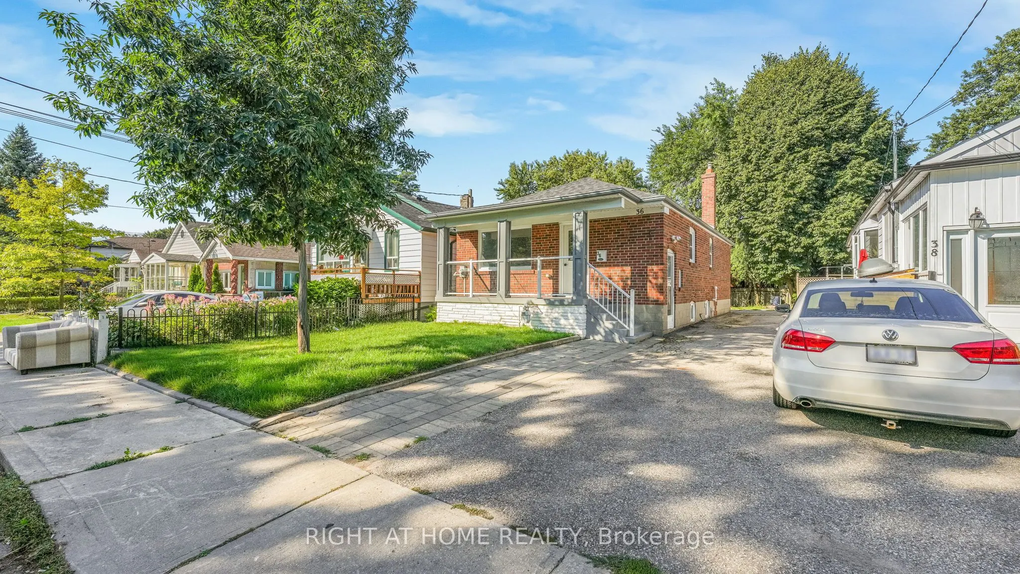 36 Vanbrugh Avenue