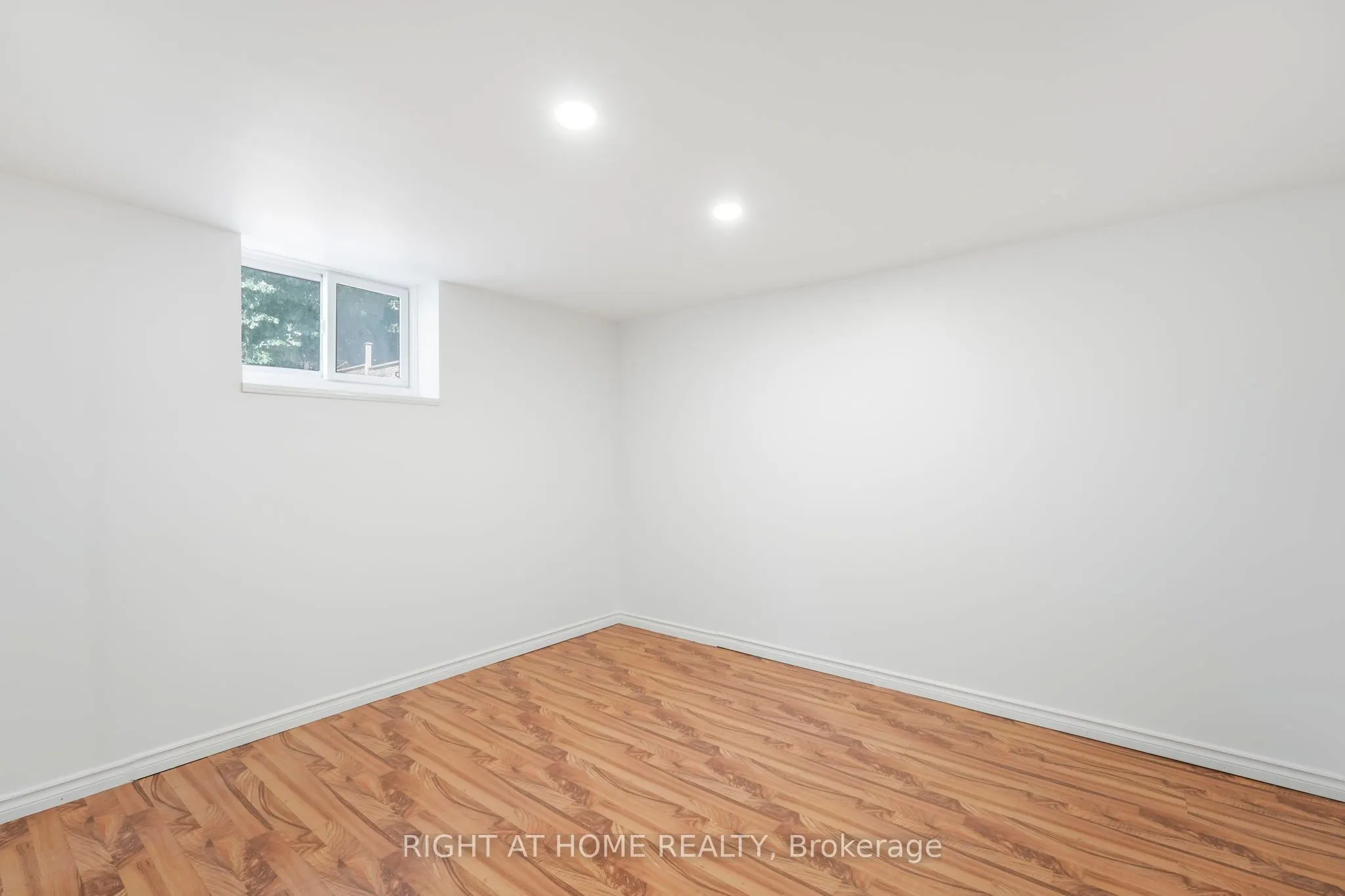 36 Vanbrugh Avenue