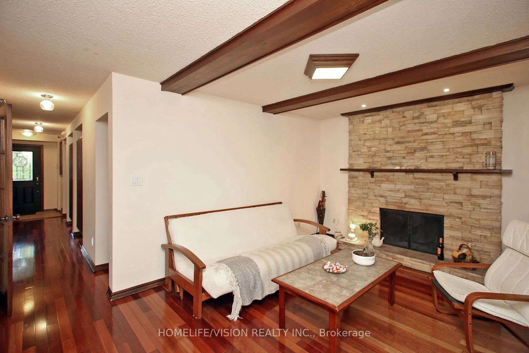 12 Relroy Court E