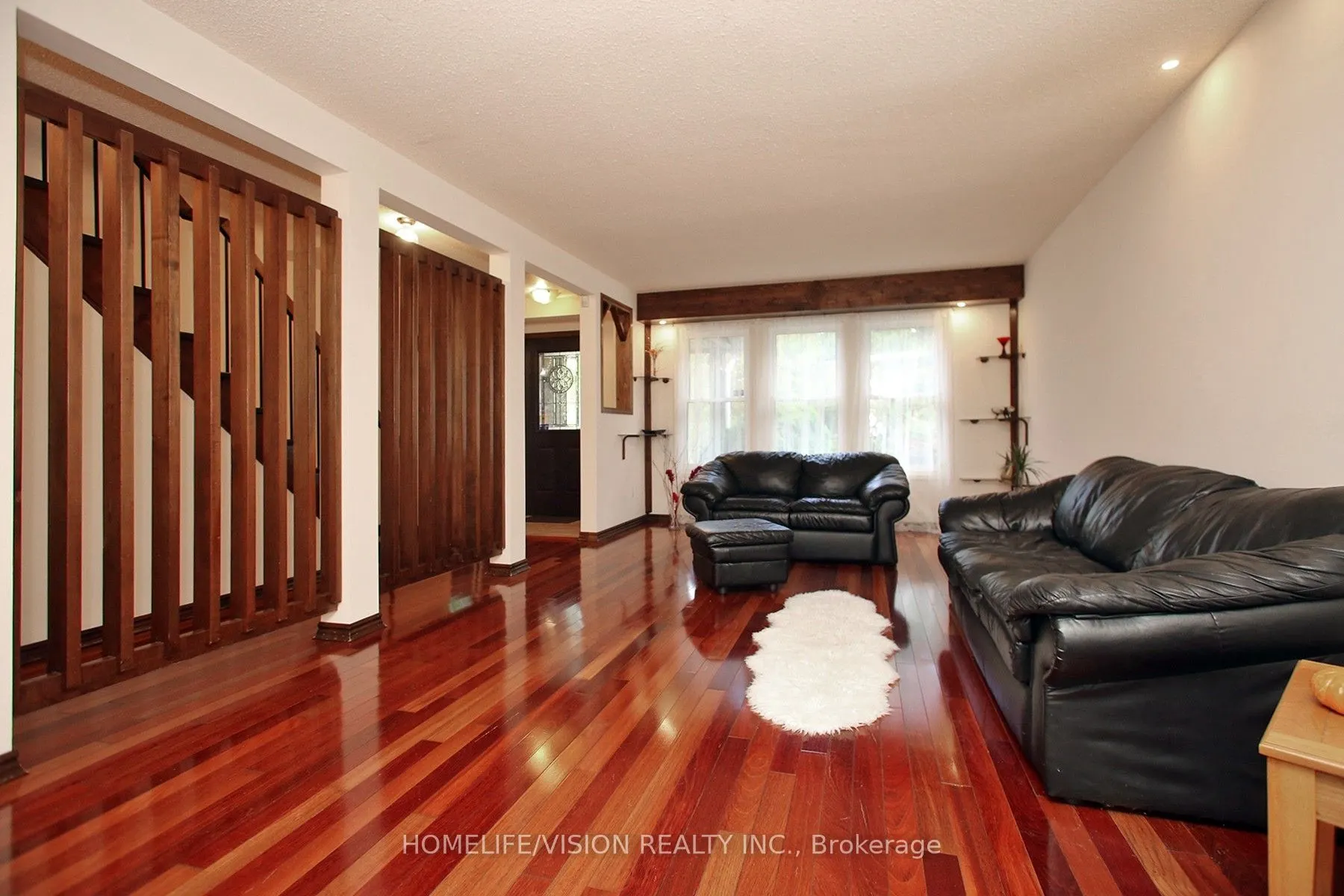 12 Relroy Court E