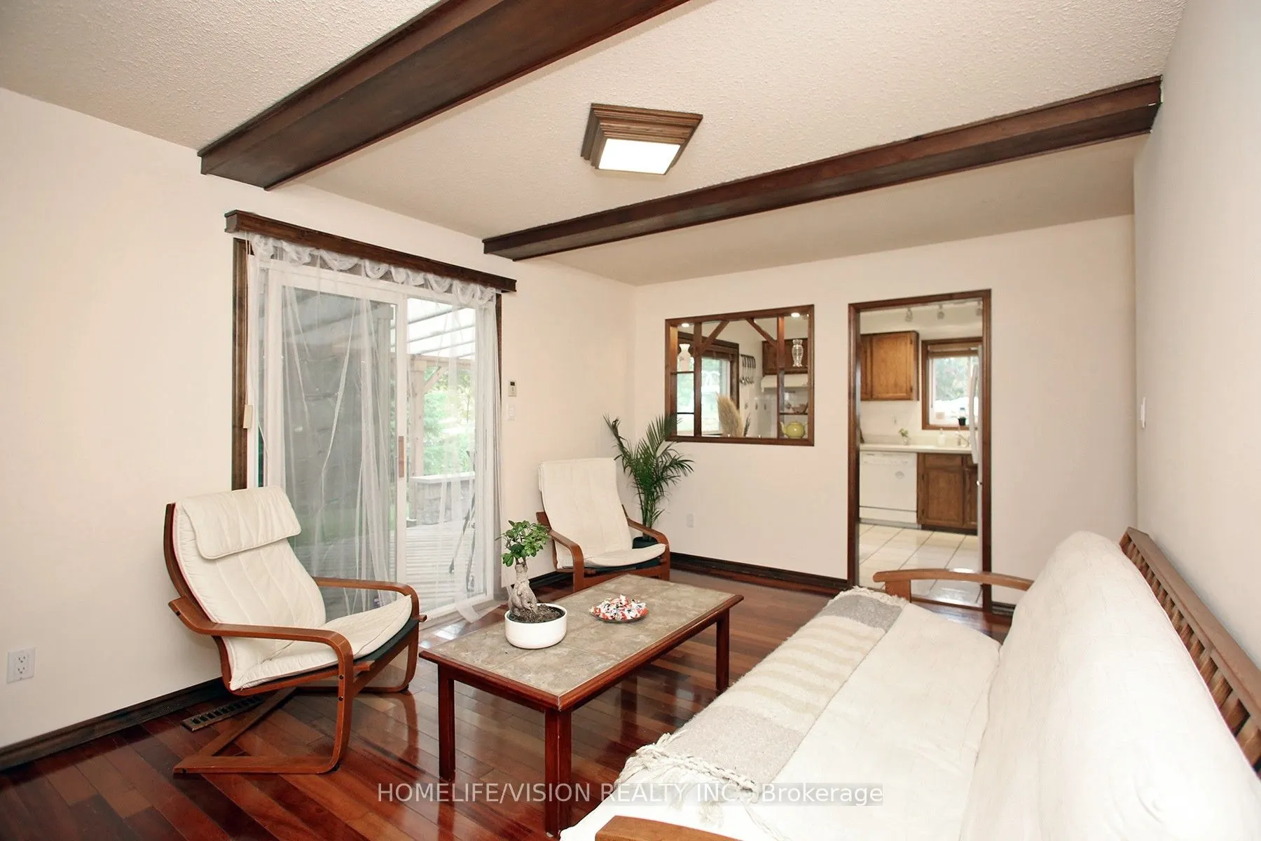 12 Relroy Court E