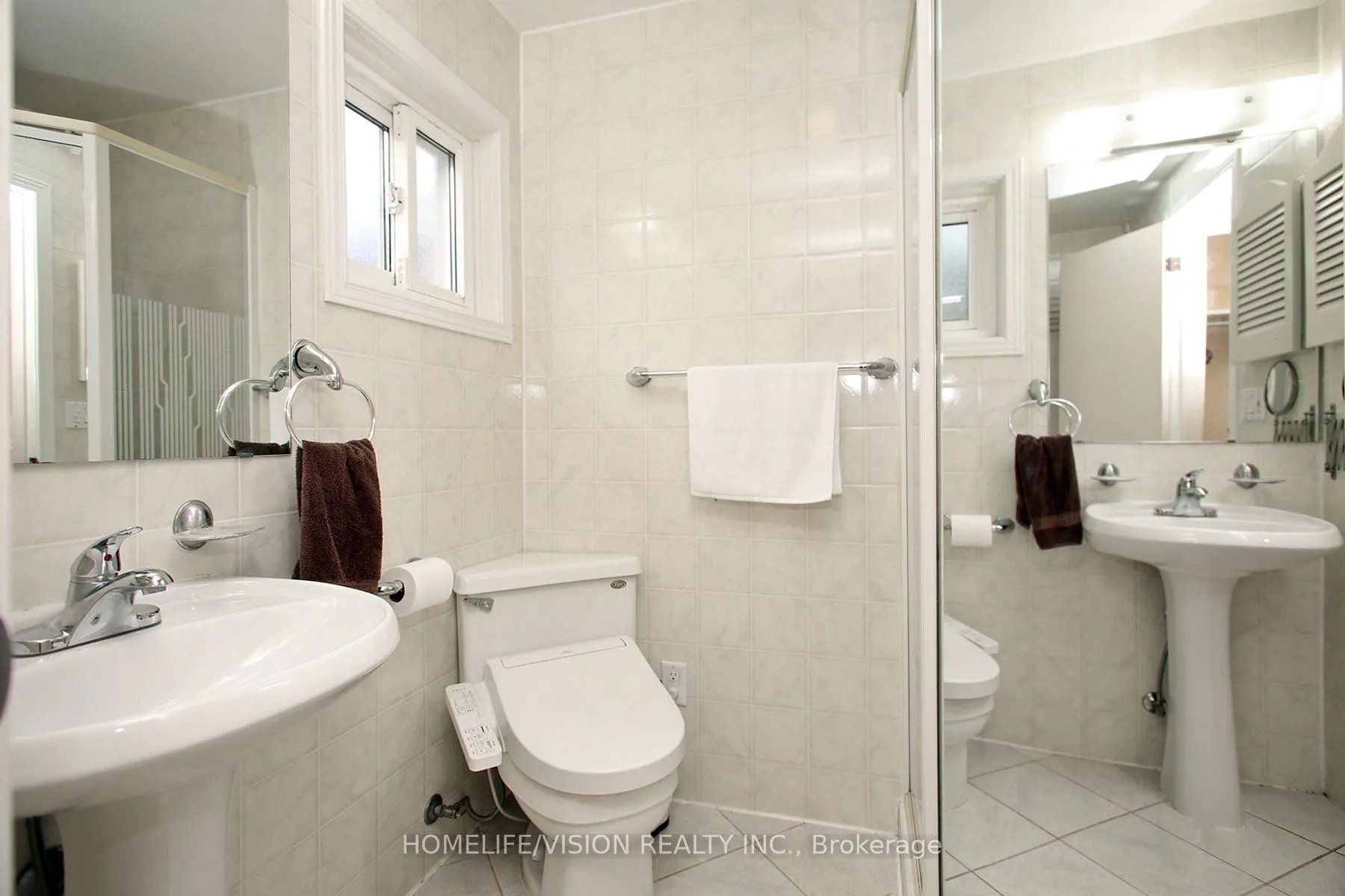12 Relroy Court E