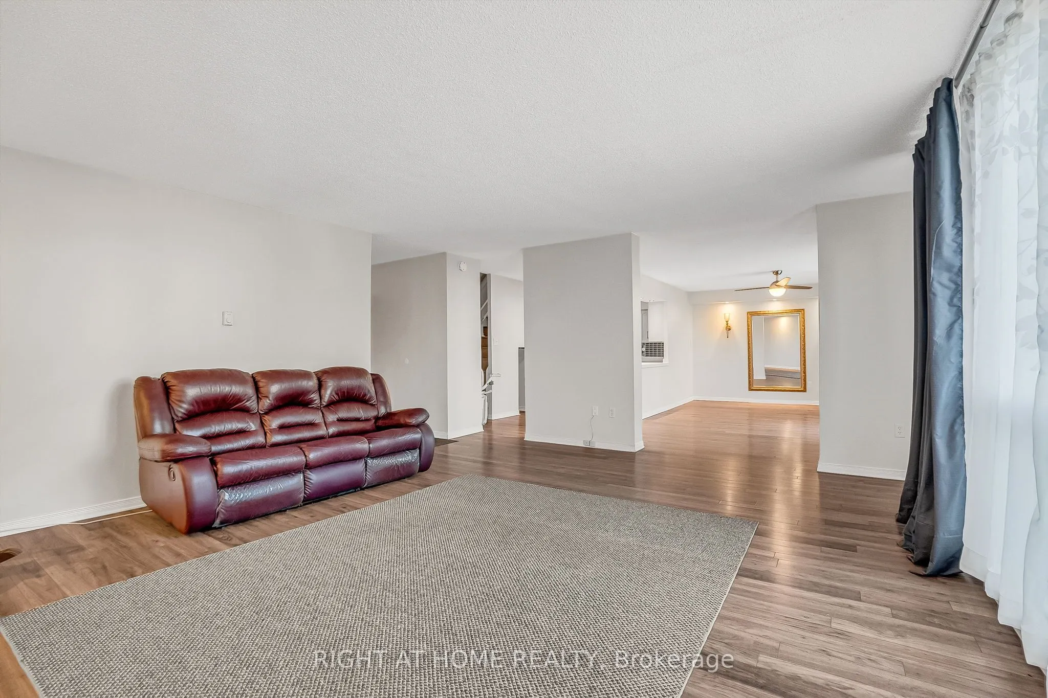 454 Centre Street S, #110