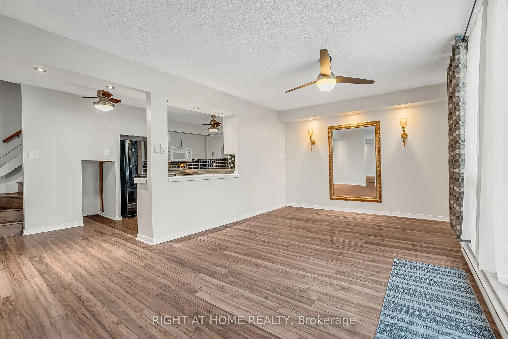 454 Centre Street S, #110