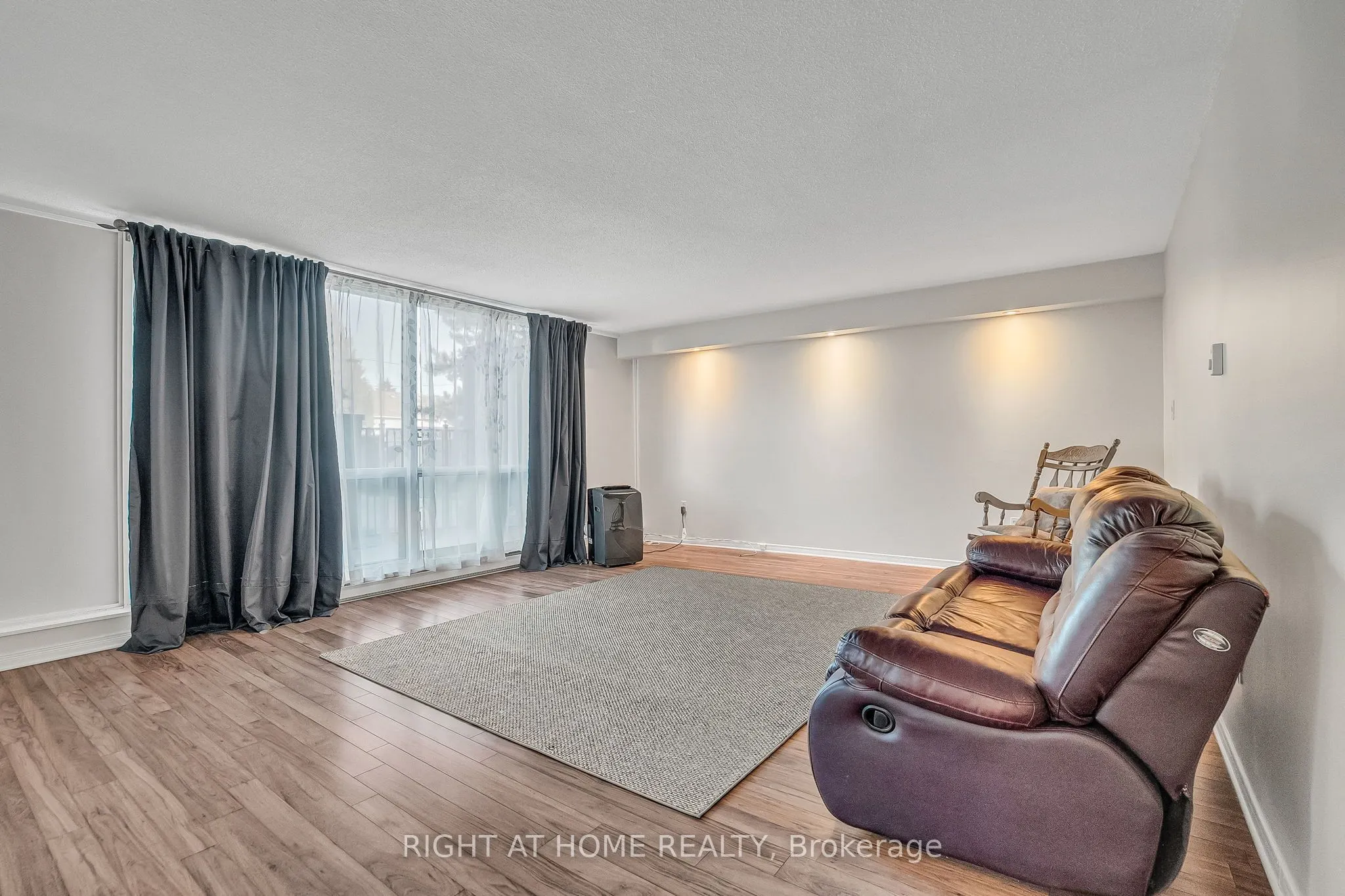 454 Centre Street S, #110