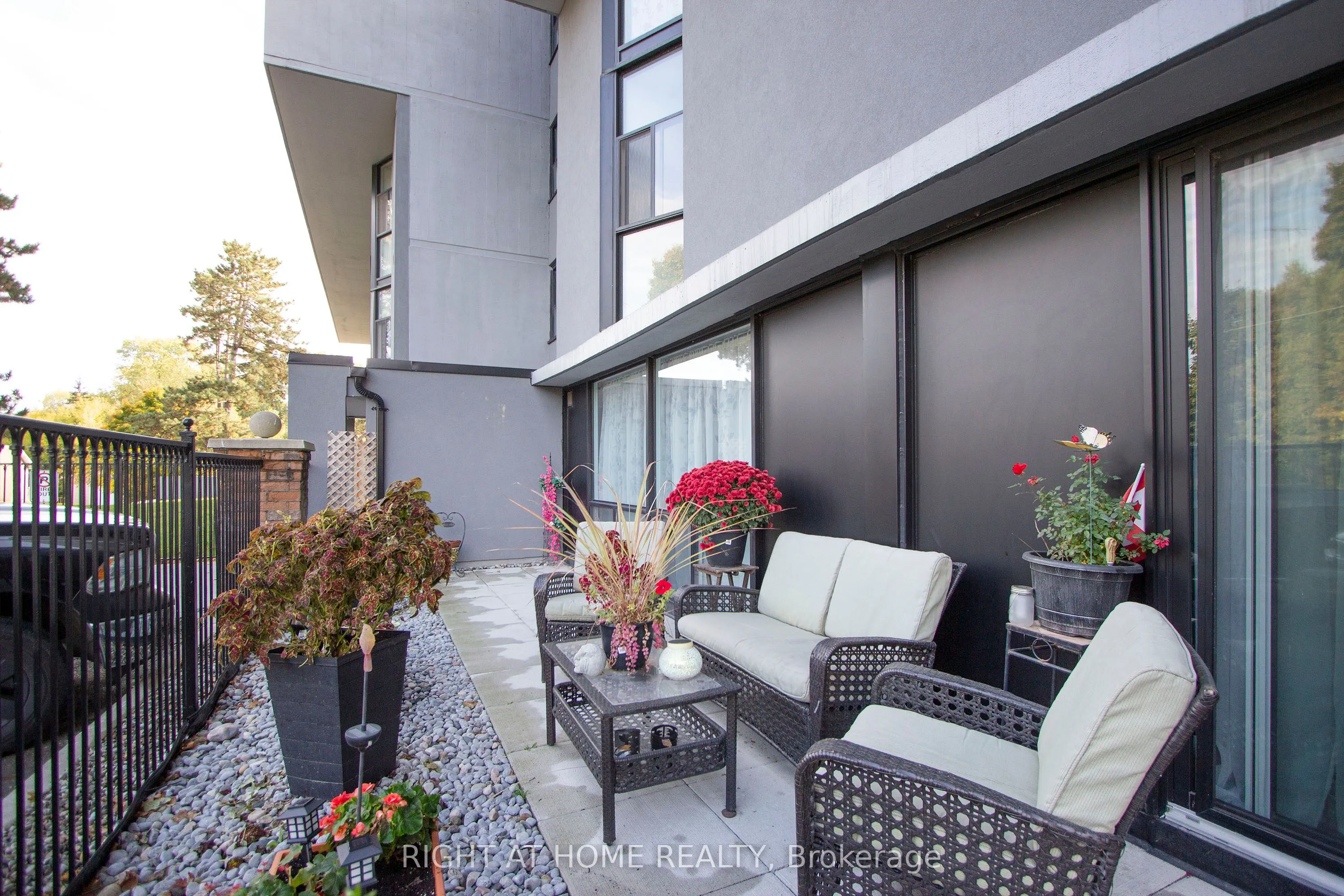 454 Centre Street S, #110