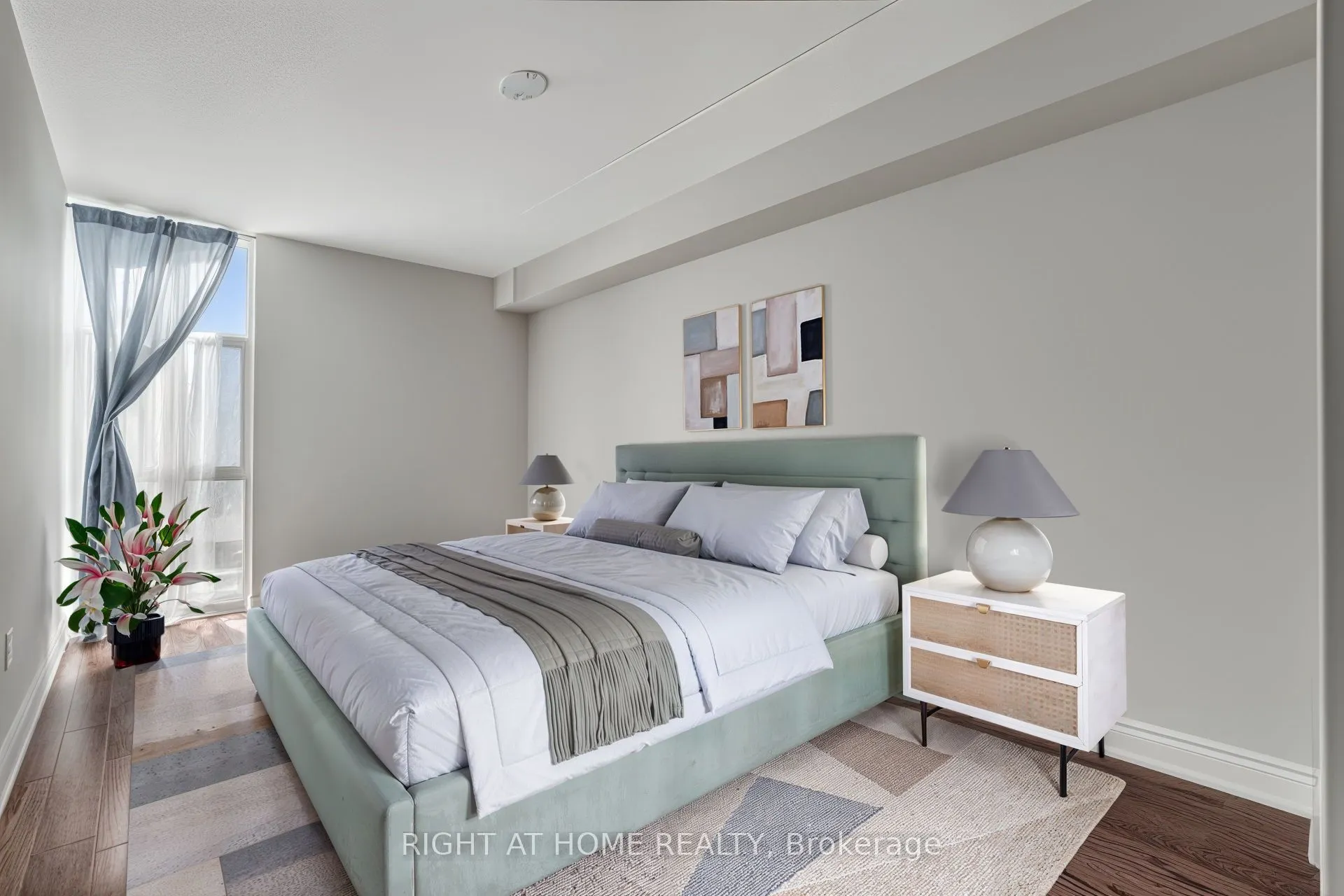 454 Centre Street S, #110