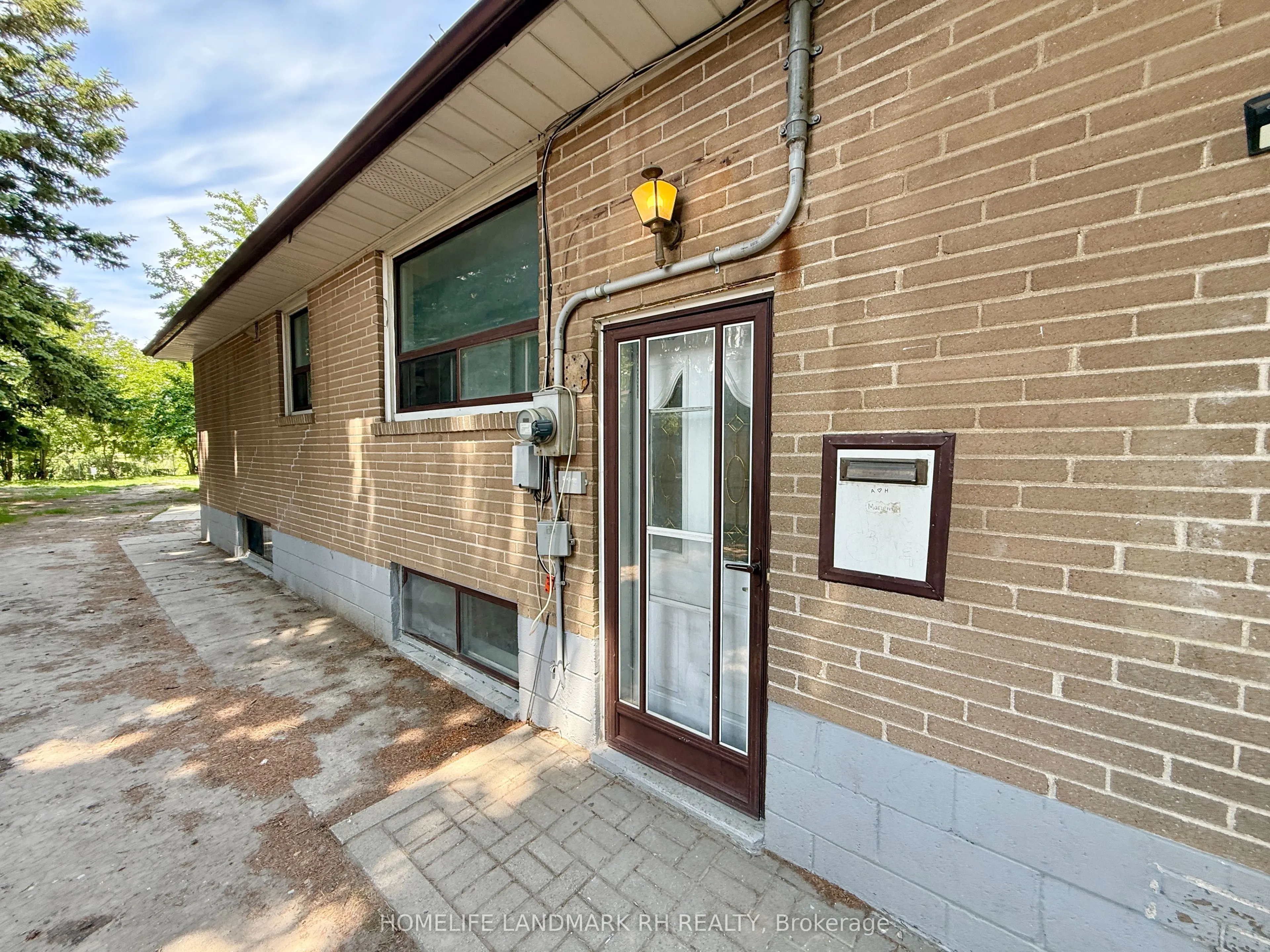38 Aragon Avenue