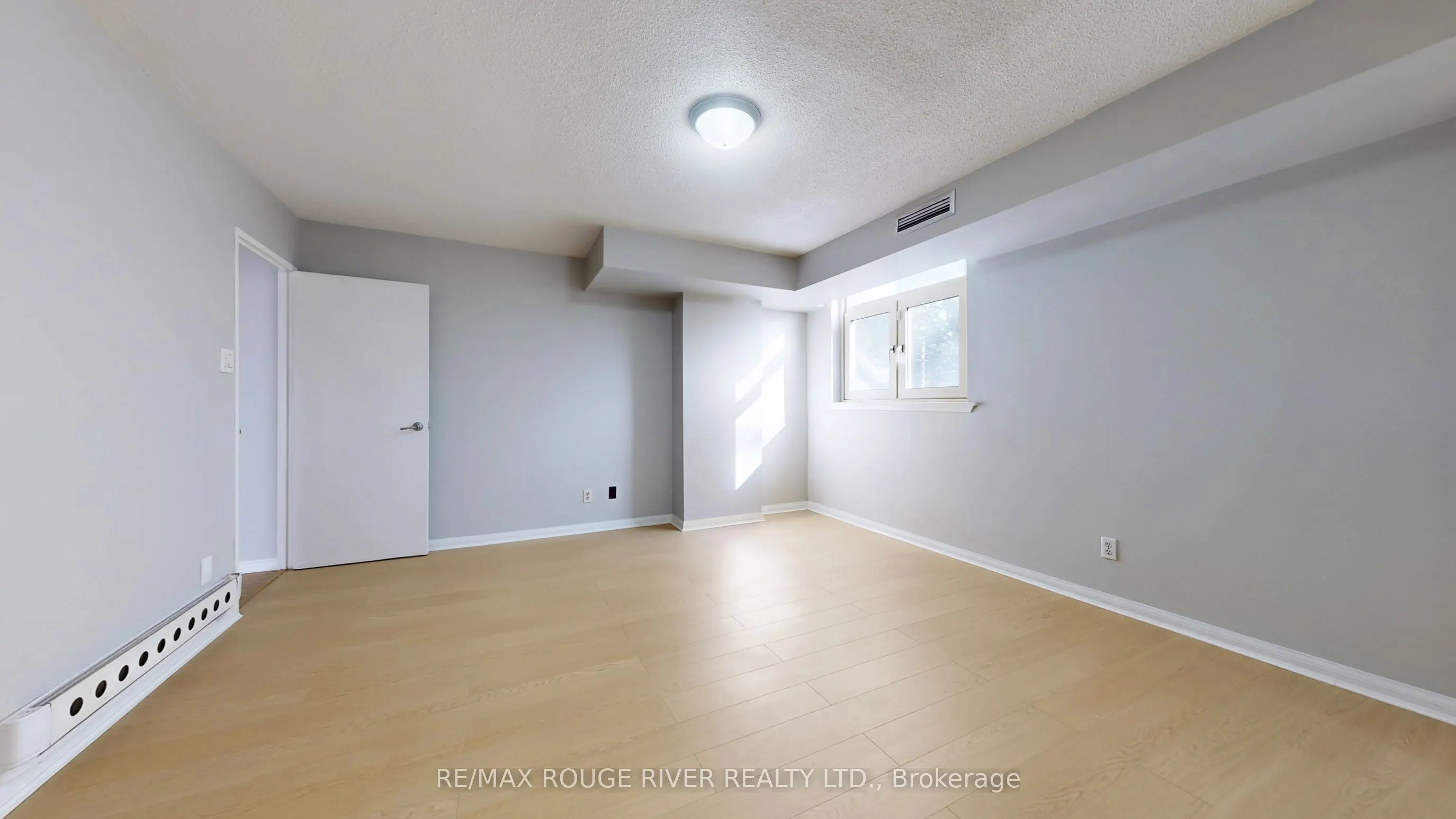 40 Chichester Place, #203