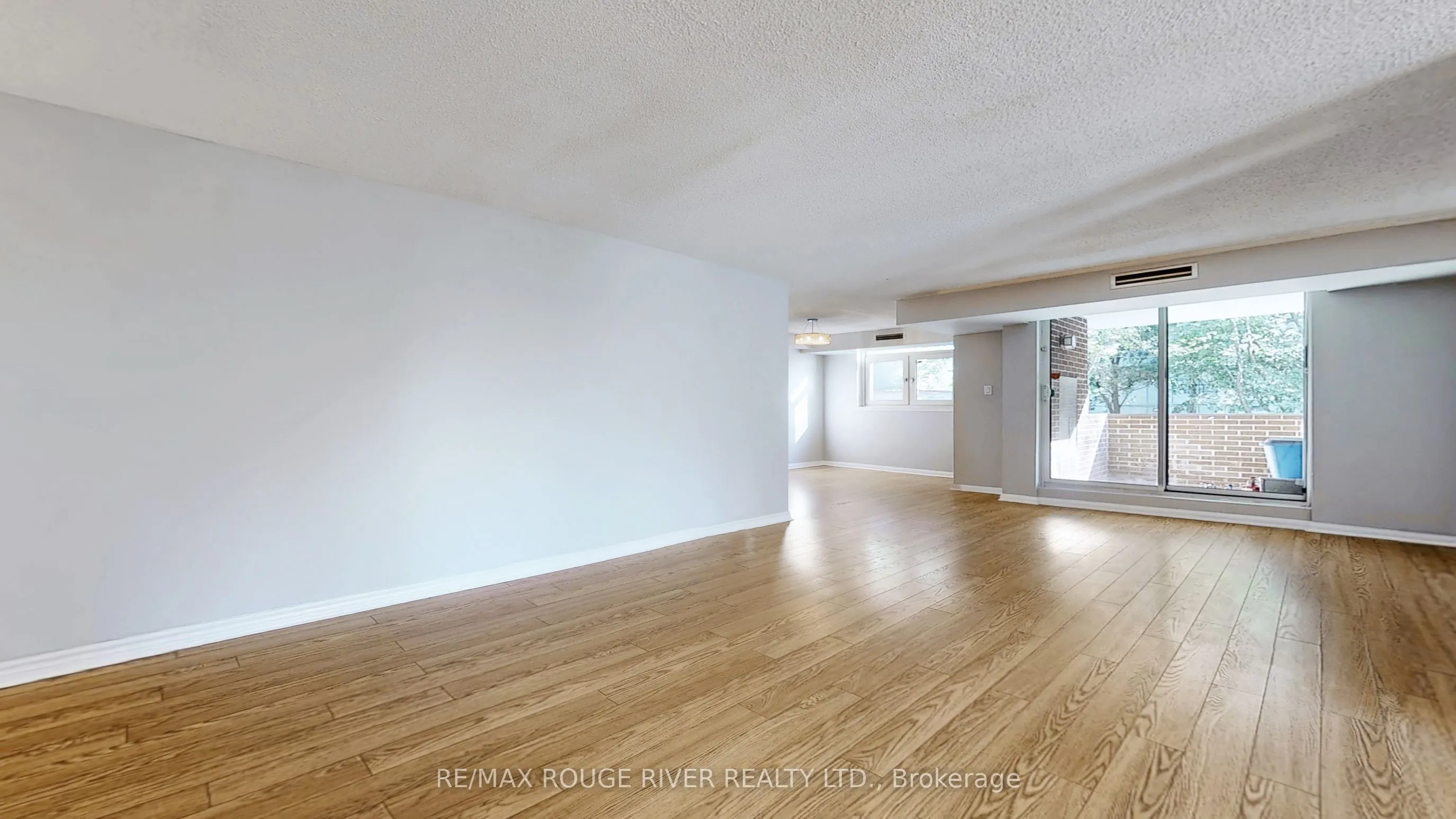 40 Chichester Place, #203