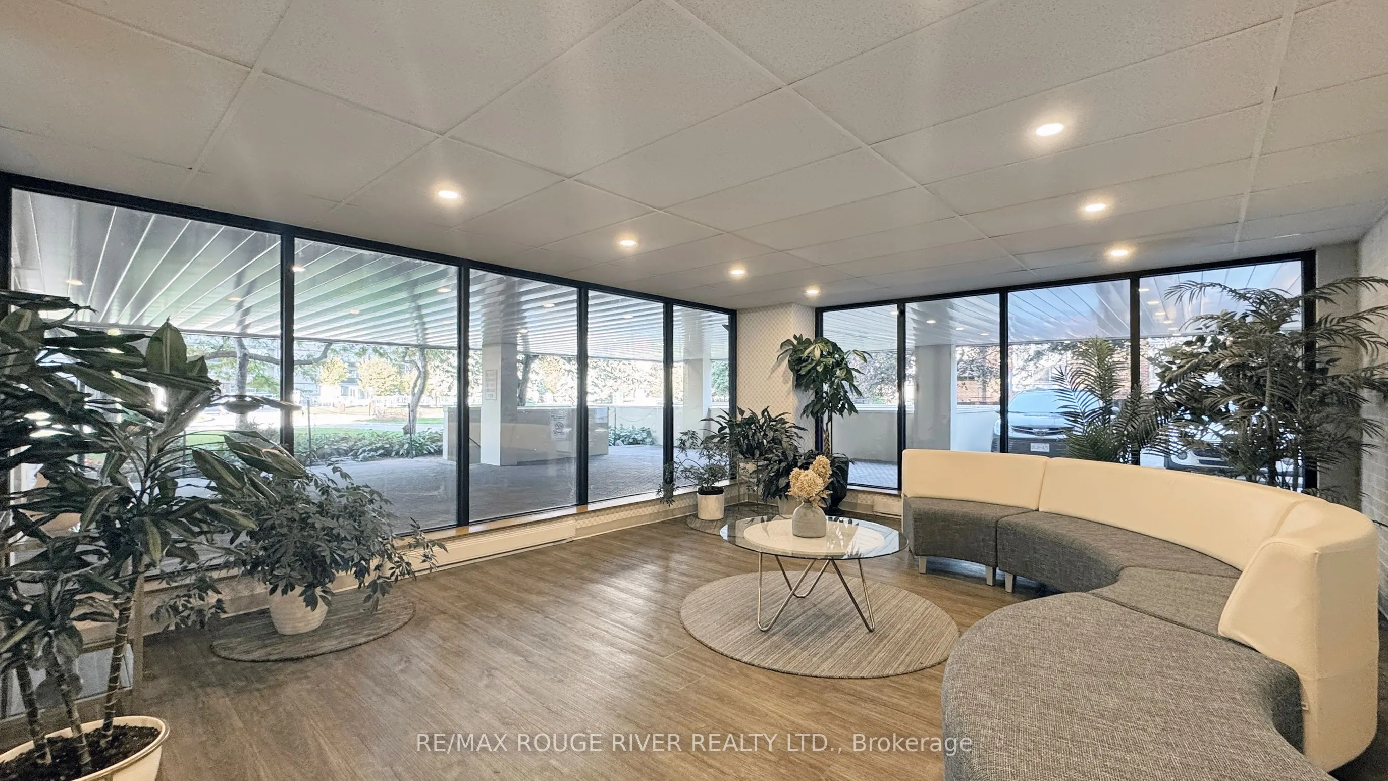 40 Chichester Place, #203