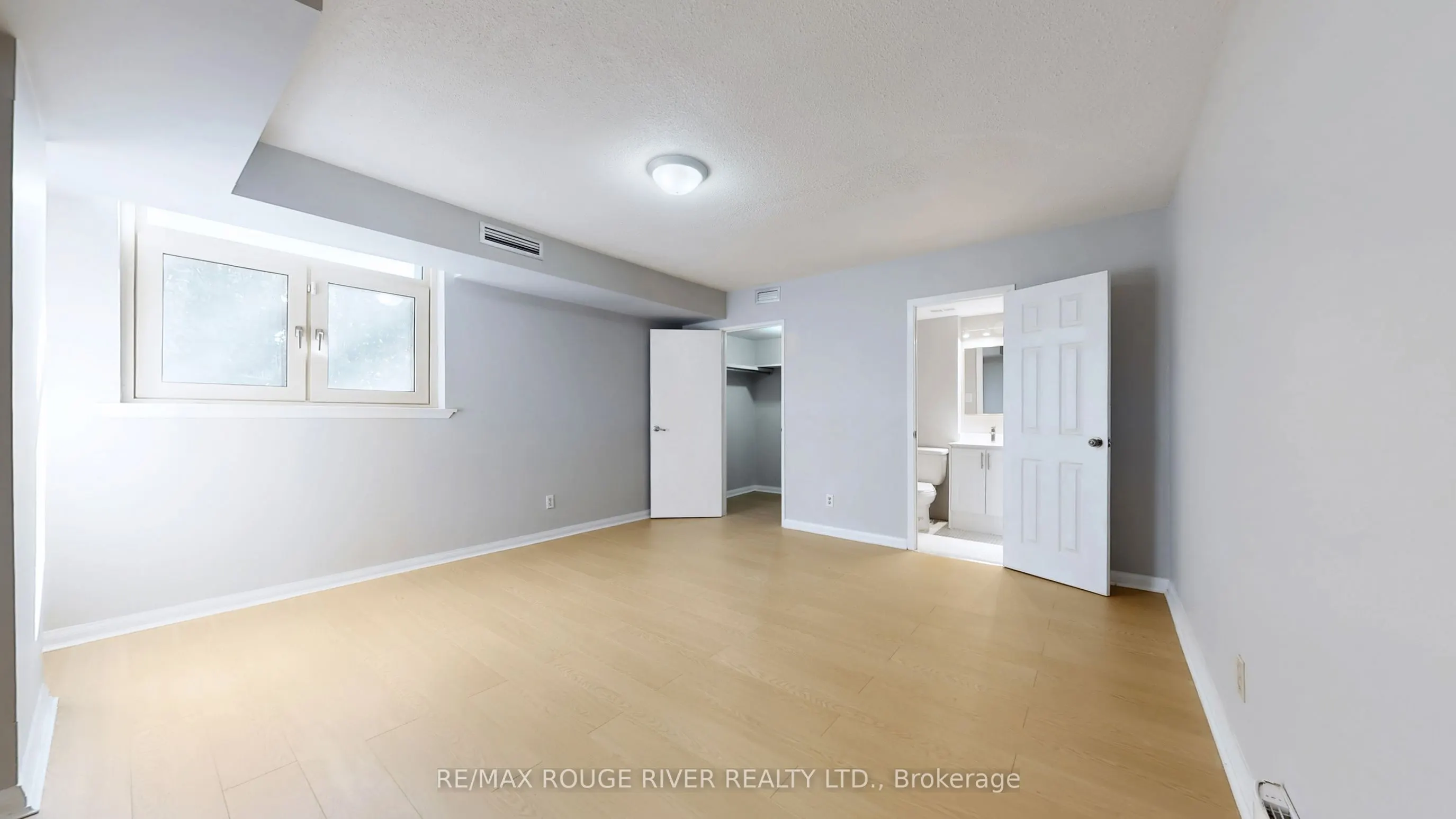 40 Chichester Place, #203