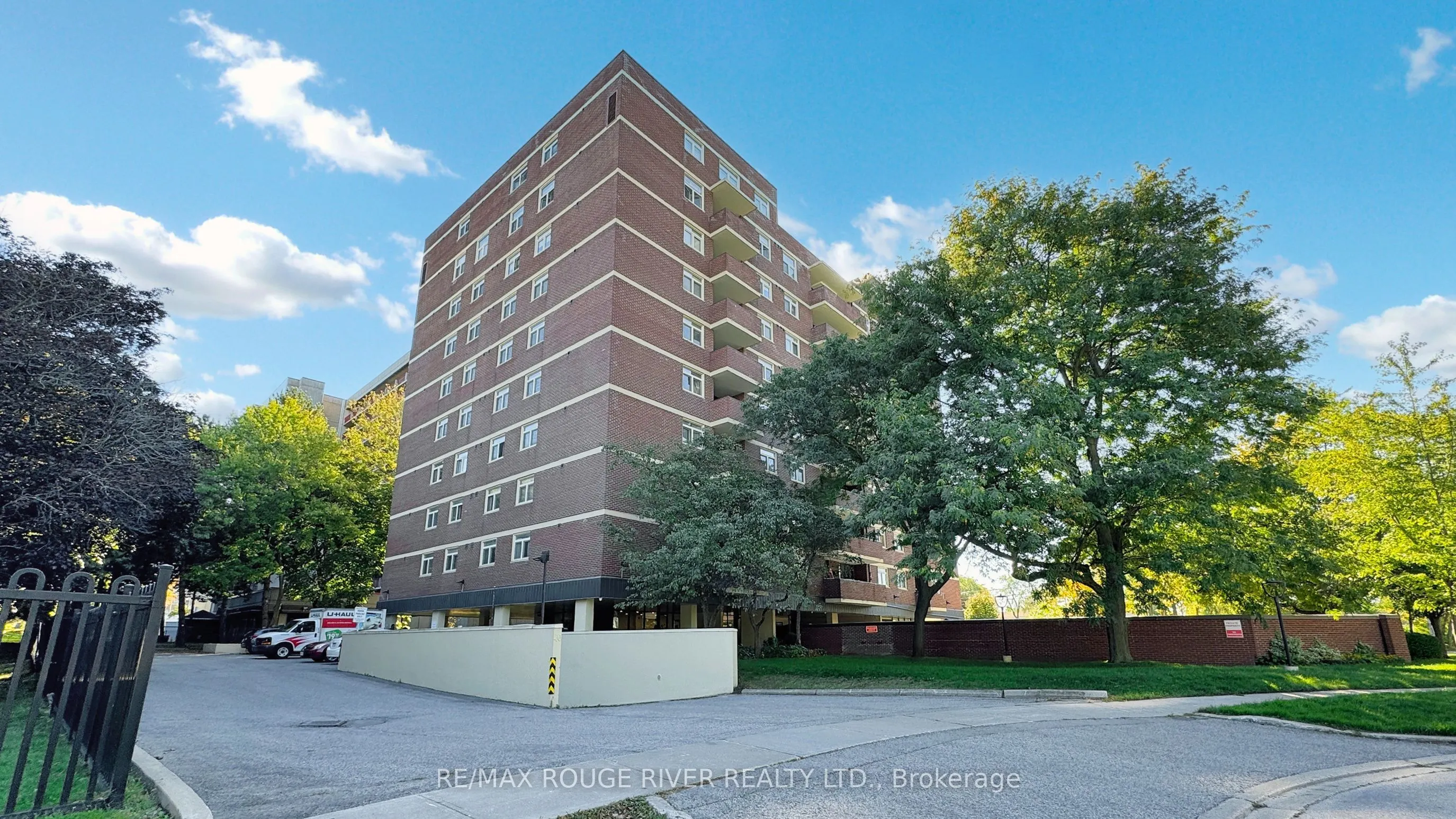 40 Chichester Place, #203