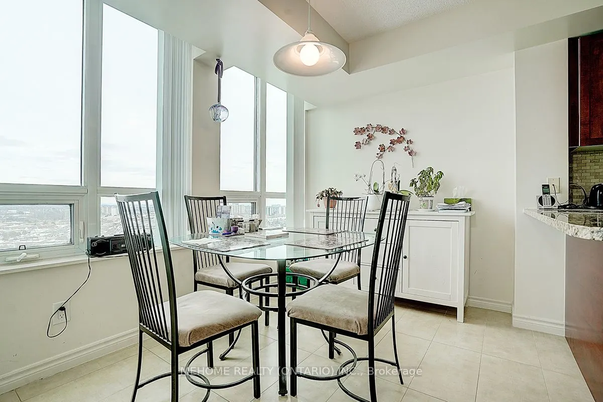 88 Grangeway Avenue, #2906