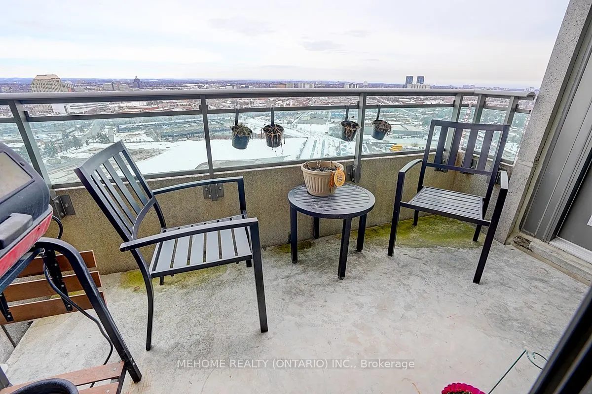 88 Grangeway Avenue, #2906