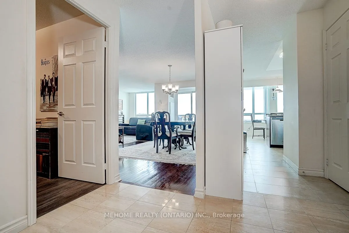 88 Grangeway Avenue, #2906