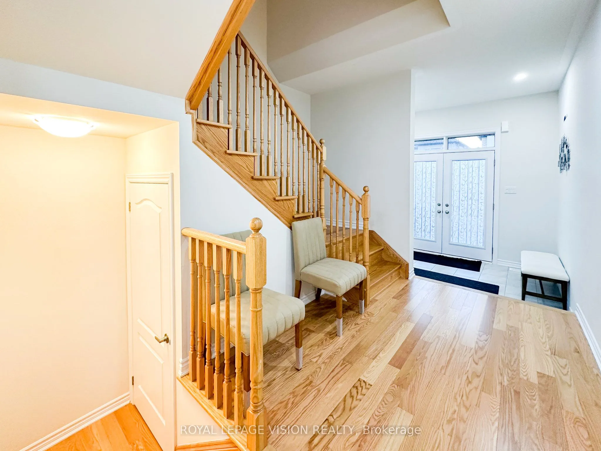 11 Waterfront Crescent