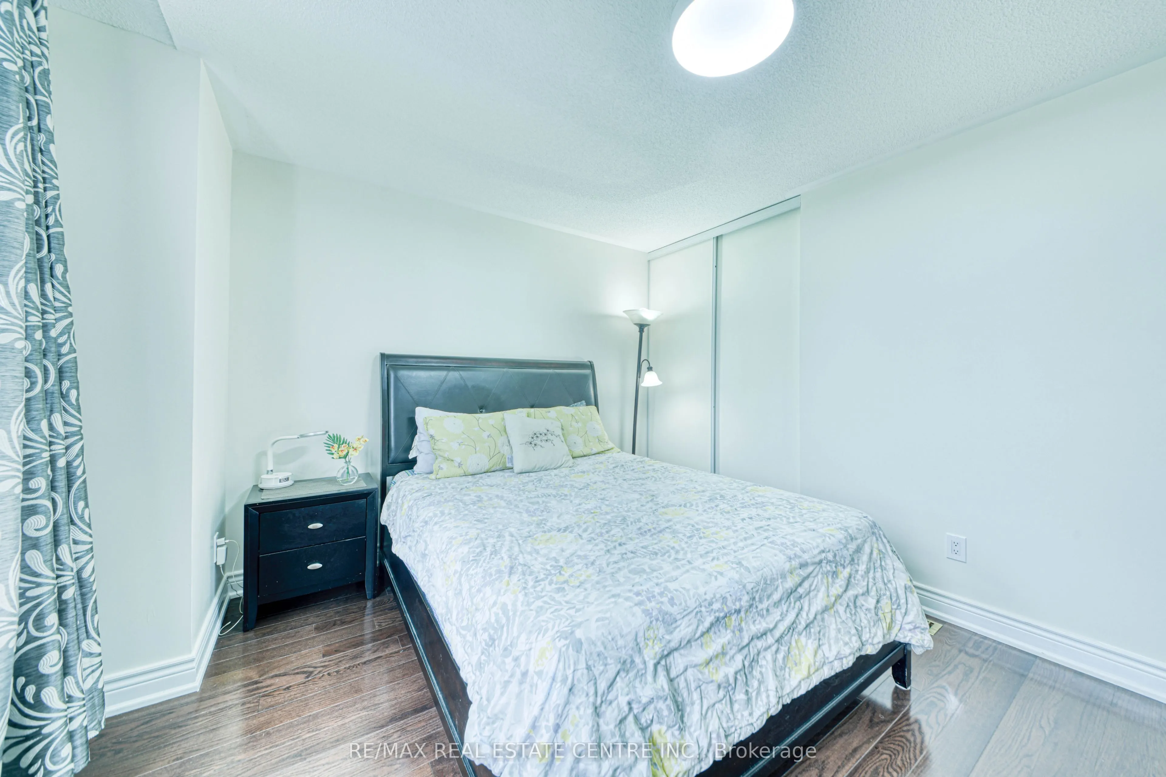 3100 Country Lane