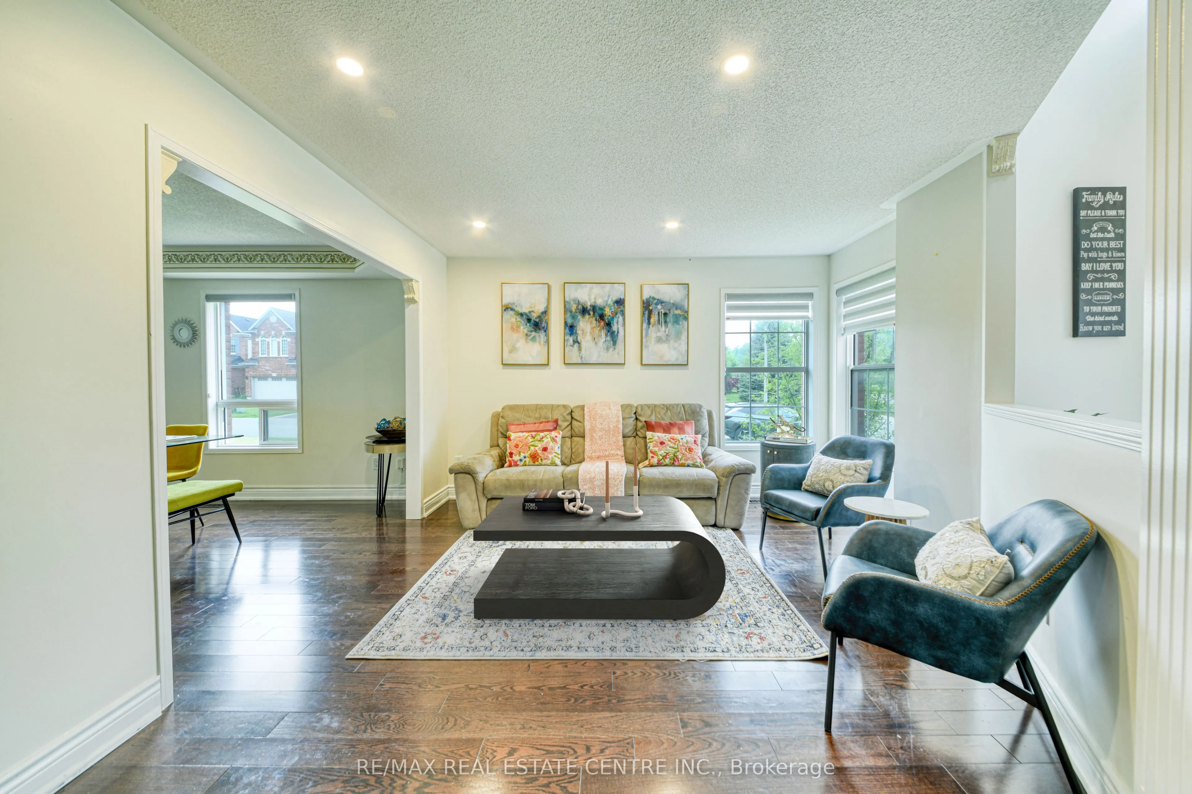 3100 Country Lane