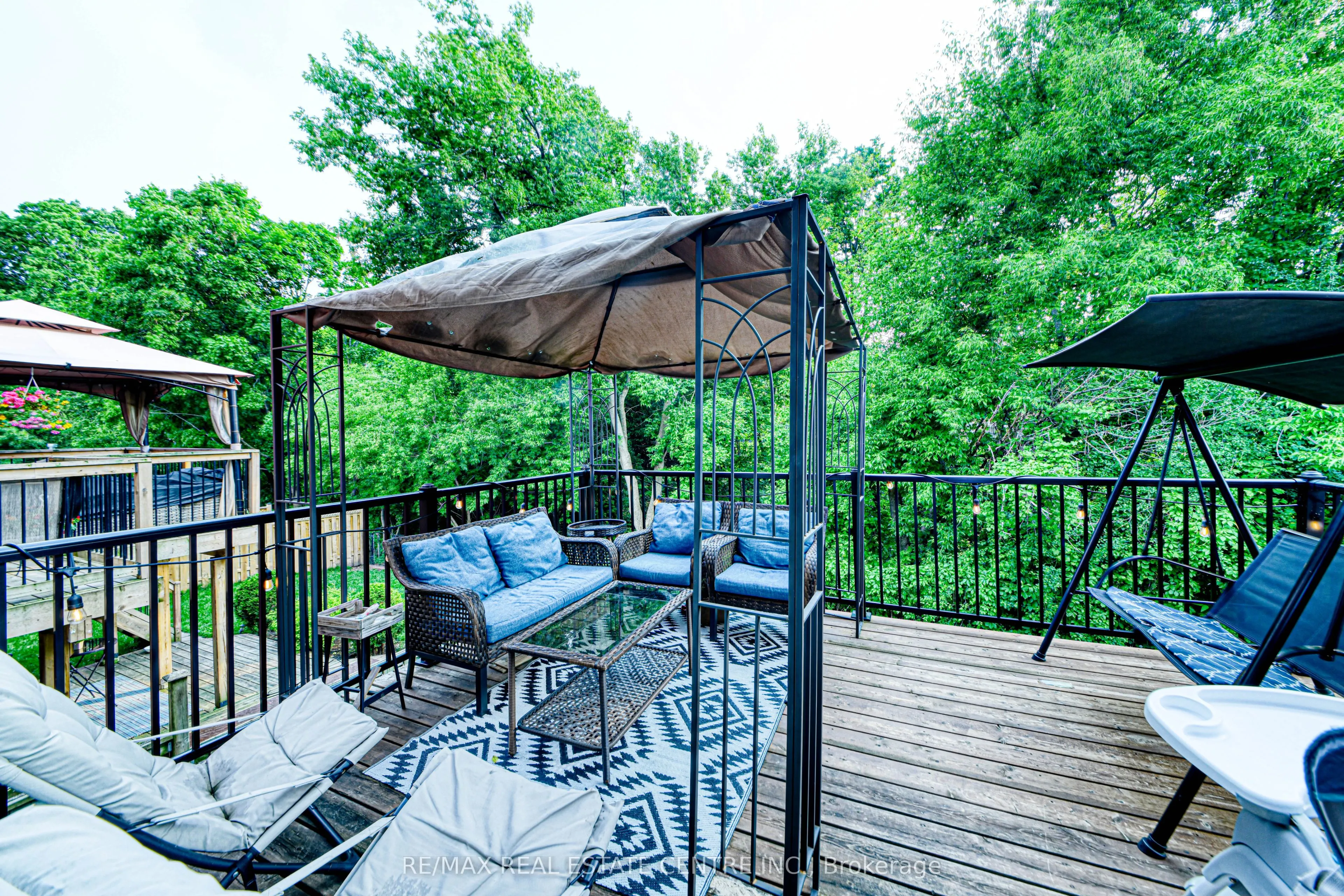3100 Country Lane