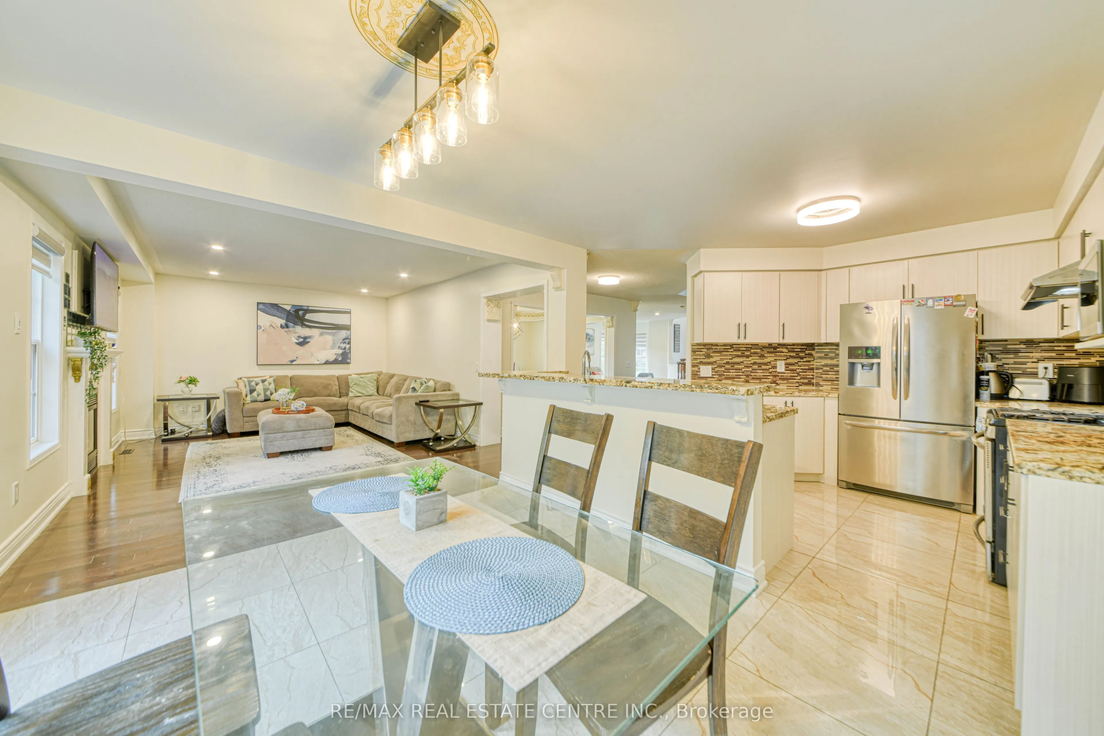 3100 Country Lane