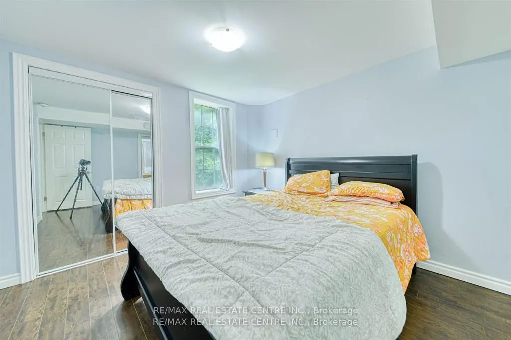 3100 Country Lane