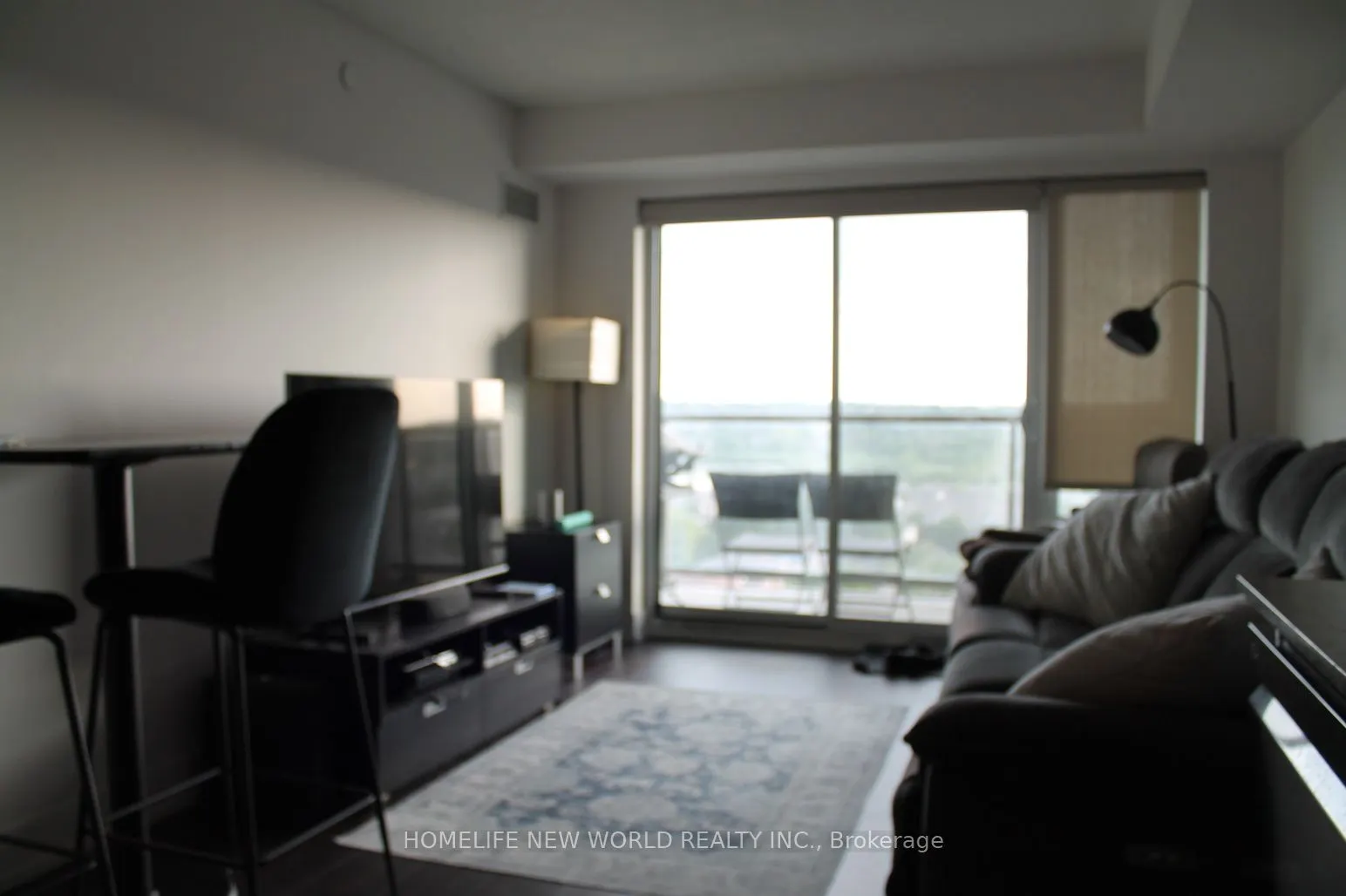 1215 Bayly Street, #808