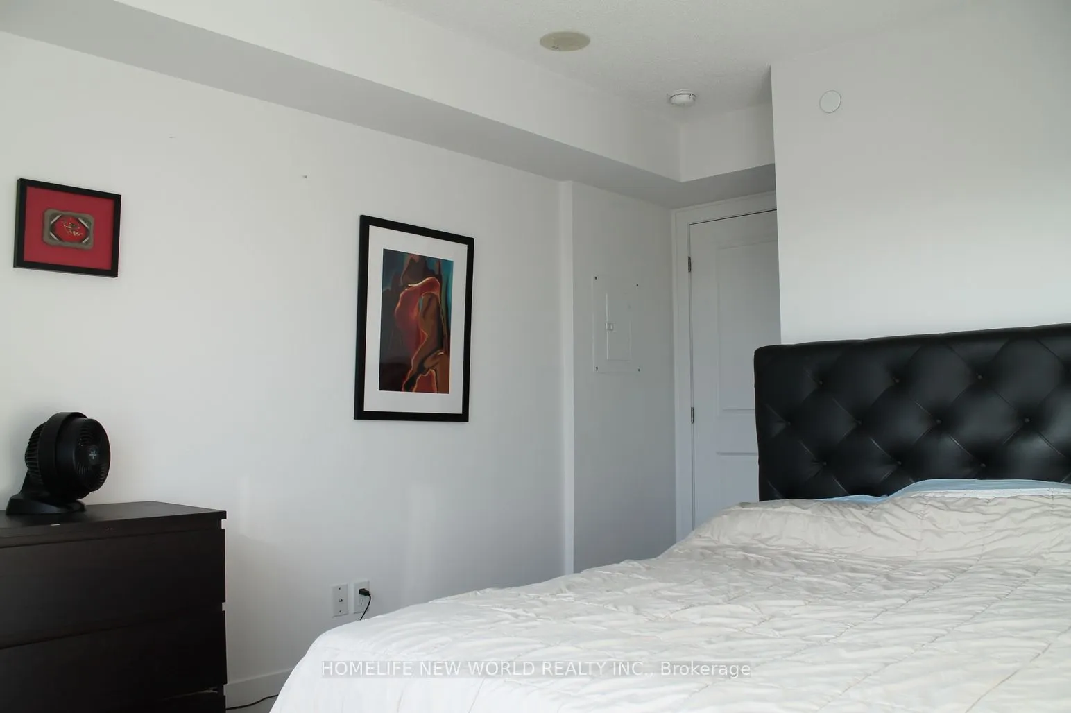 1215 Bayly Street, #808