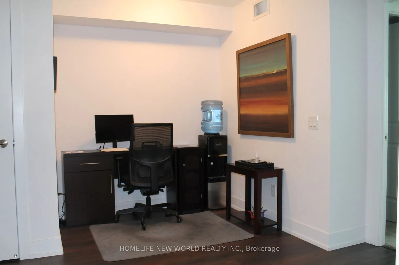 1215 Bayly Street, #808