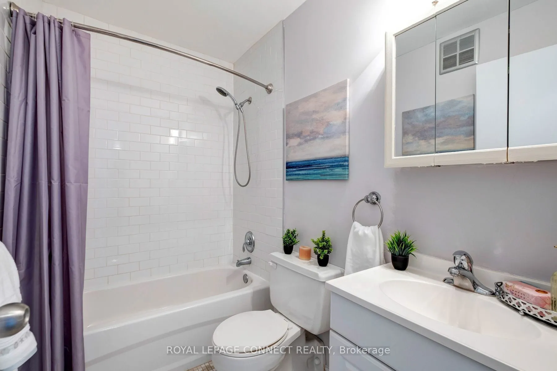 92 Church Street S, #906