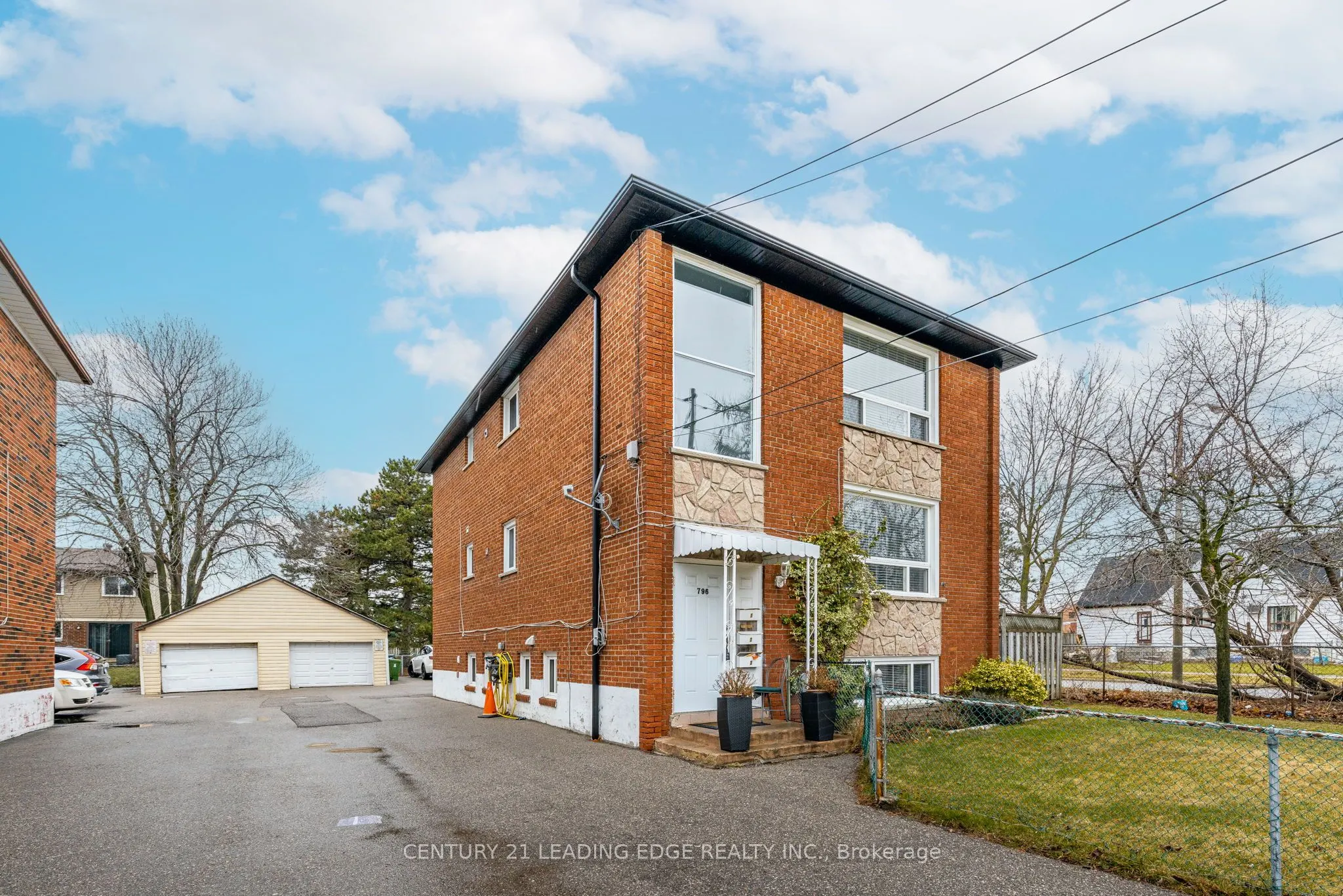 796 MIDLAND Avenue, #1