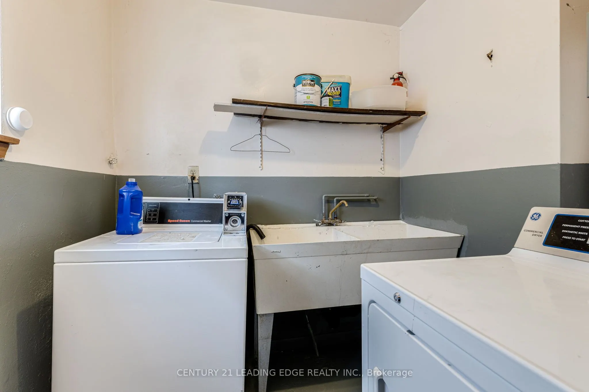 796 MIDLAND Avenue, #1